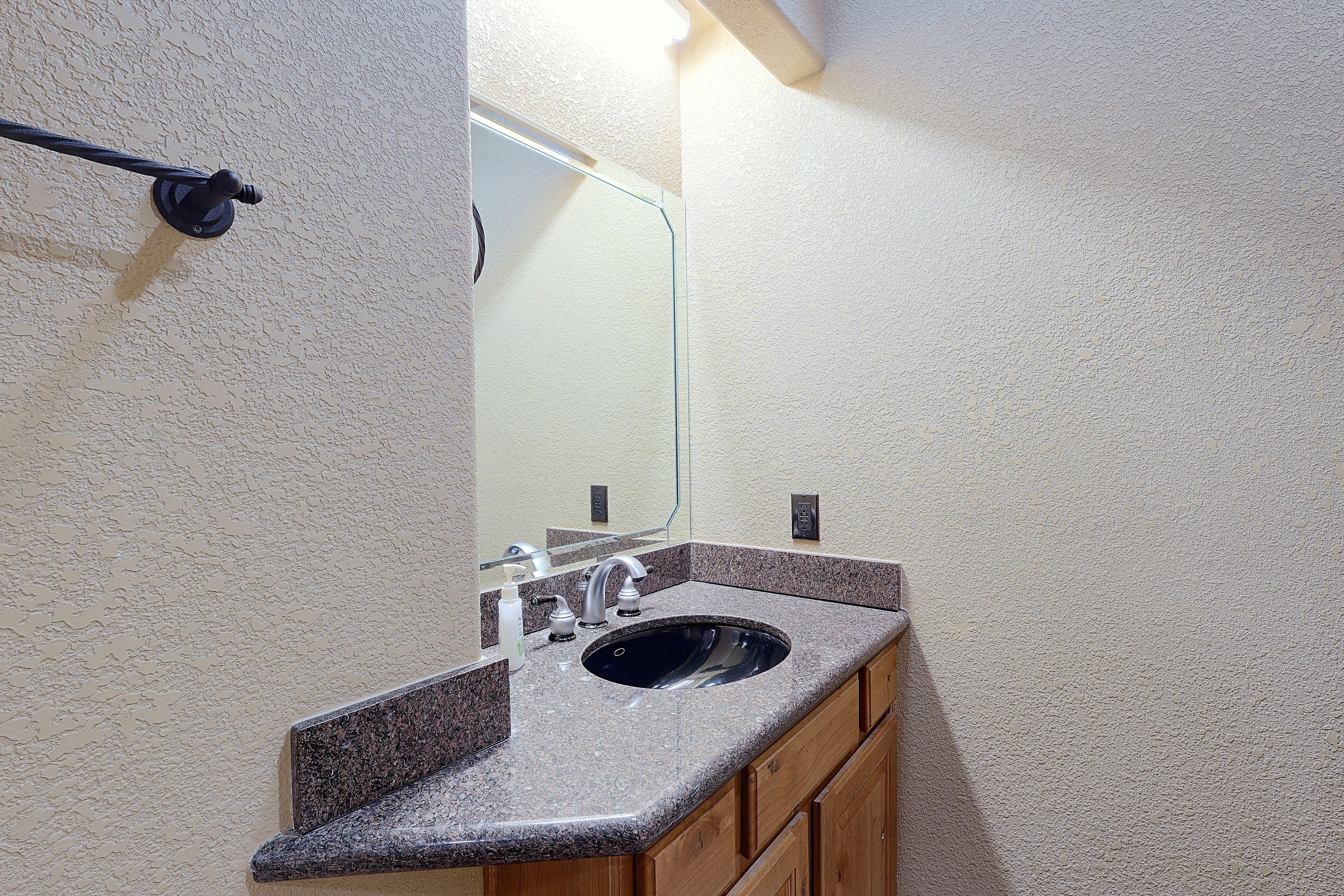 Half Bathroom | 1st Floor