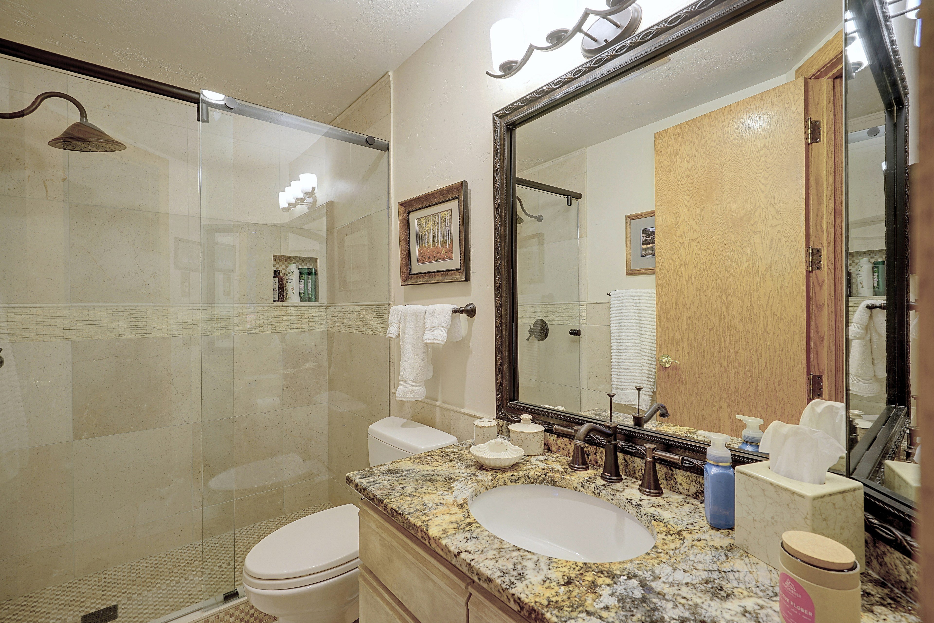Full Bathroom