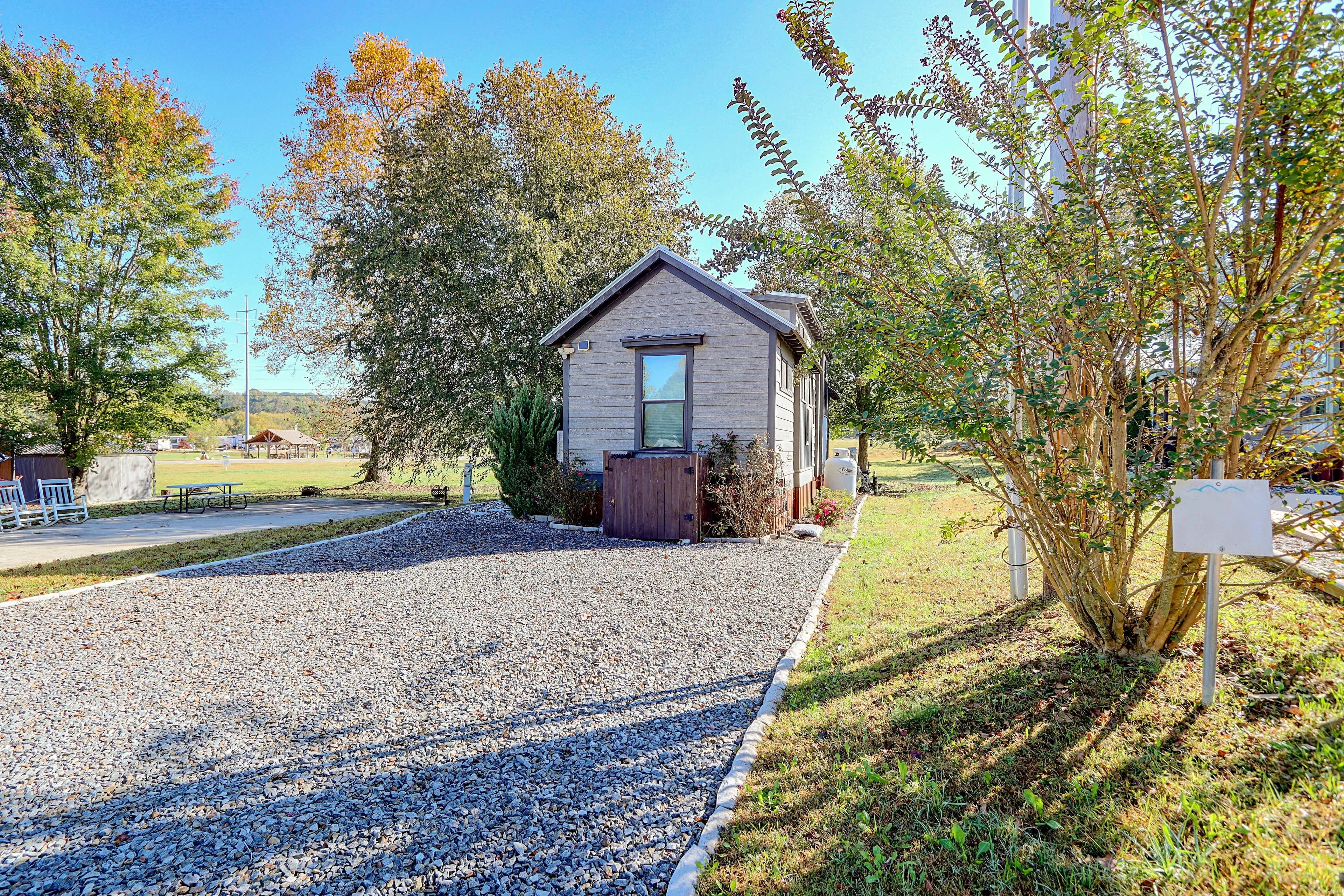 Driveway Parking (2 Vehicles) | Boat Parking Available