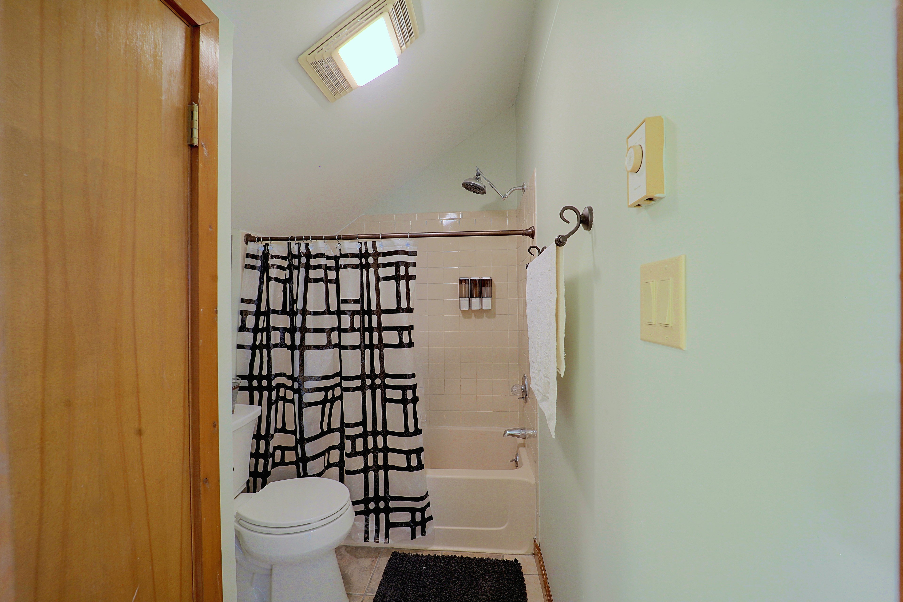 En-Suite Bathroom