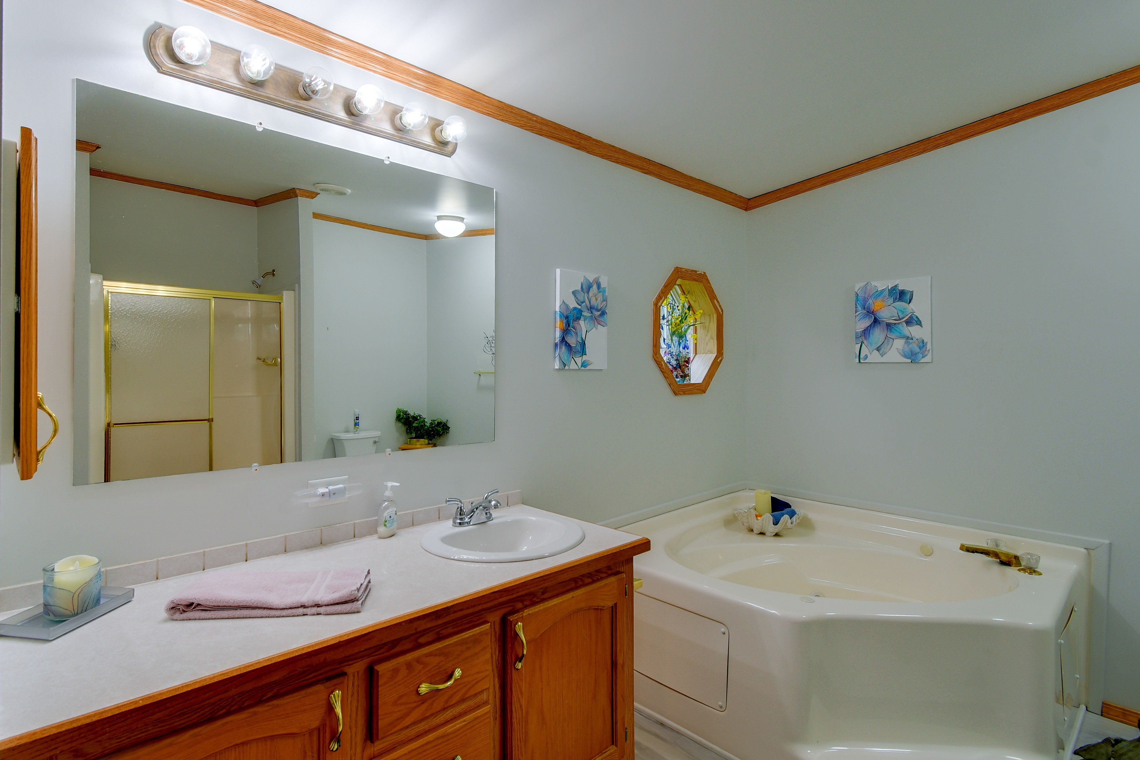 En-Suite Bathroom