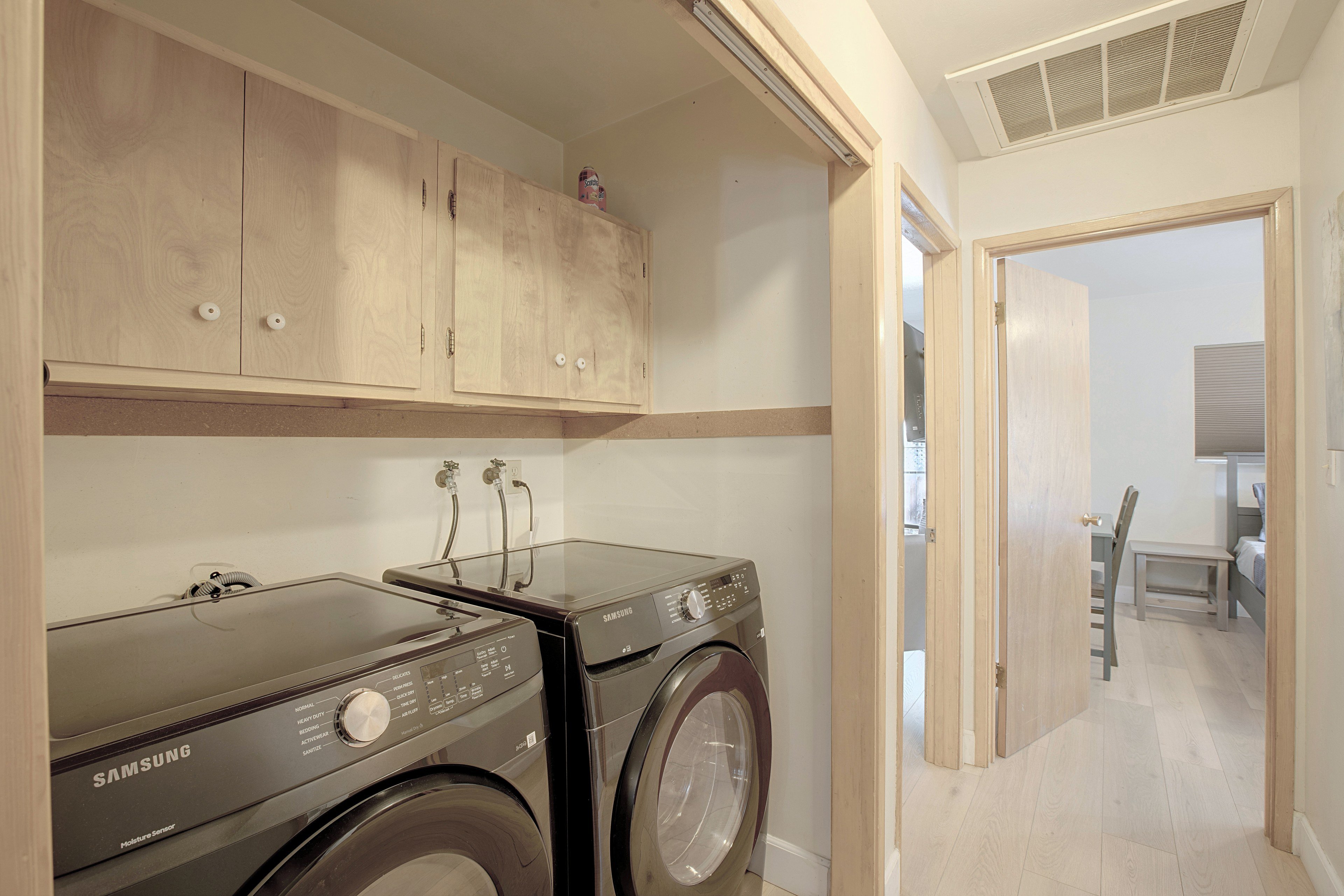 Washer & Dryer