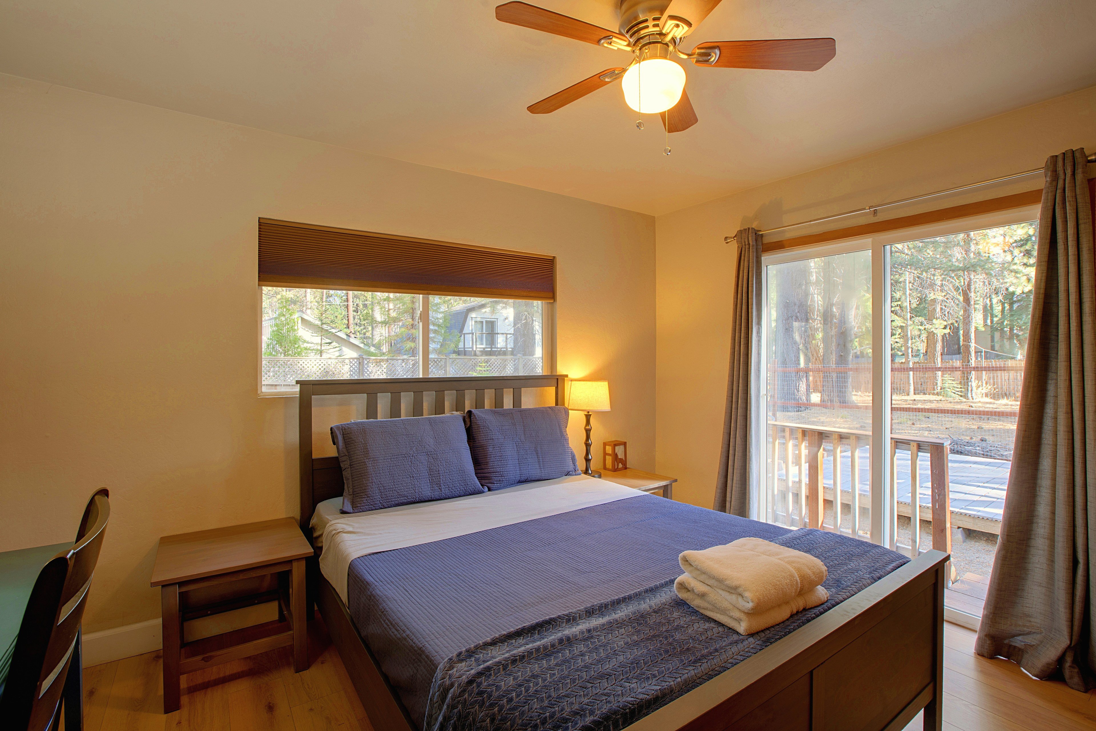 Bedroom 2 | Queen Bed | 1st Floor