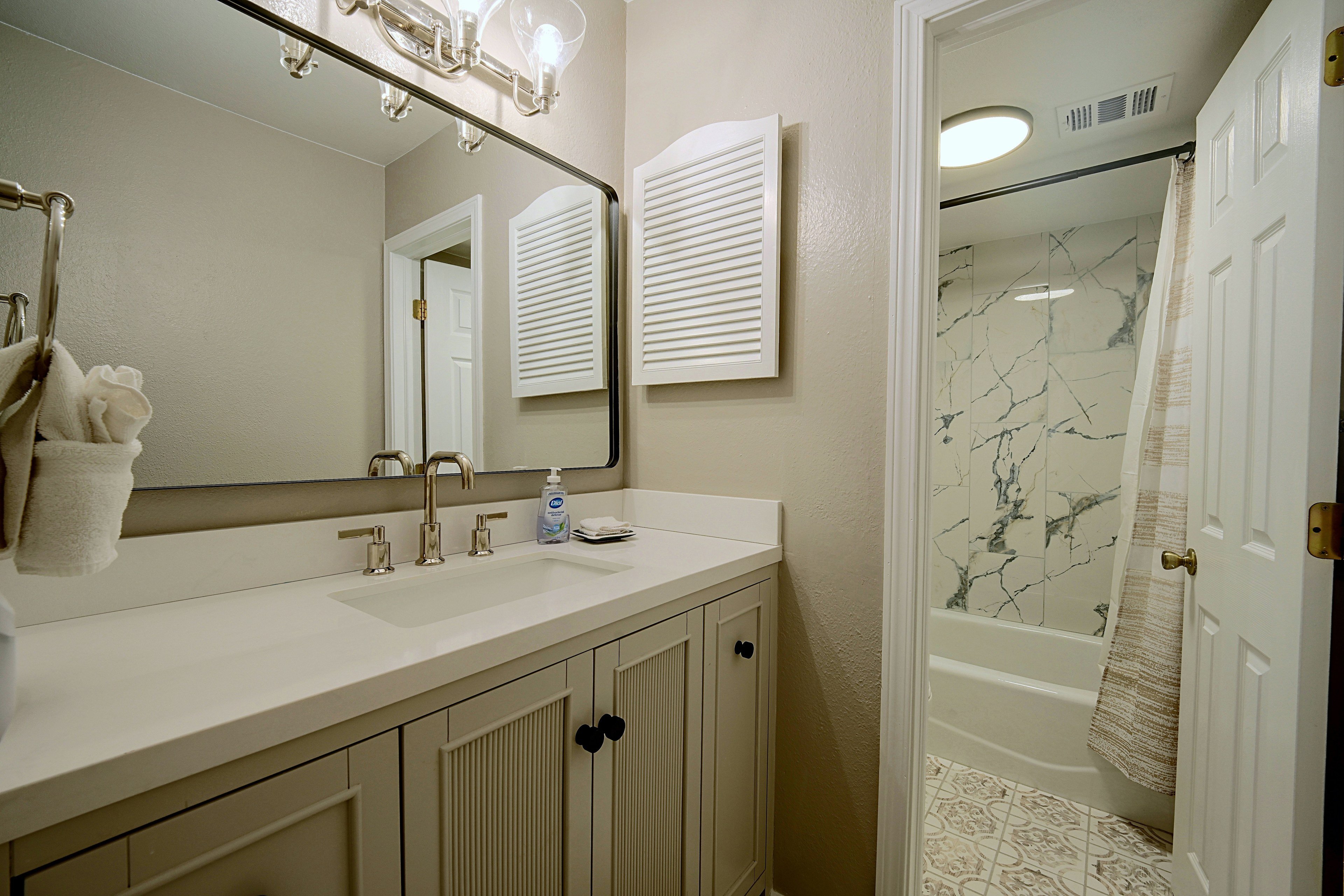 En-Suite Bathroom