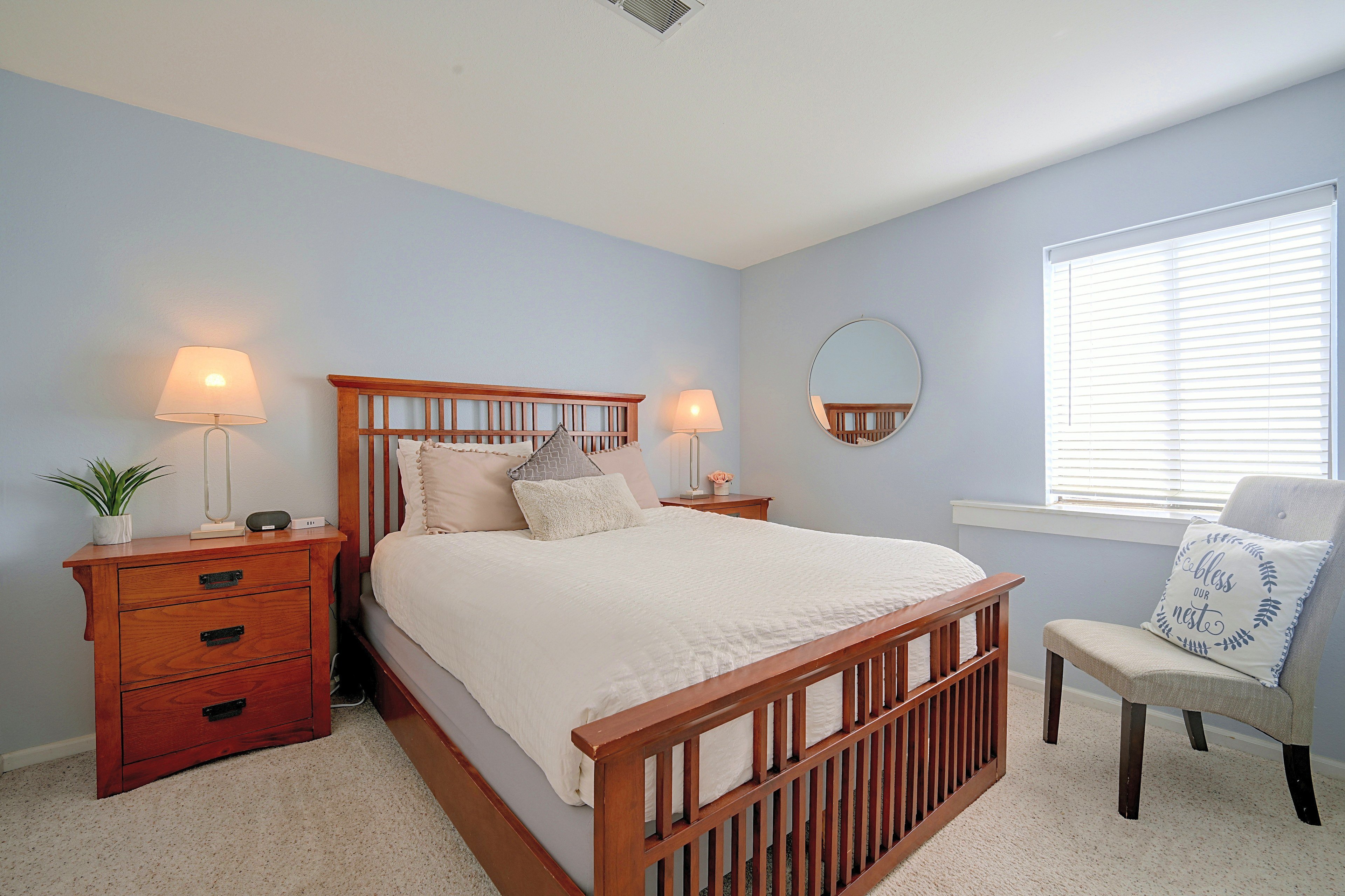 Bedroom 2 | Queen Bed