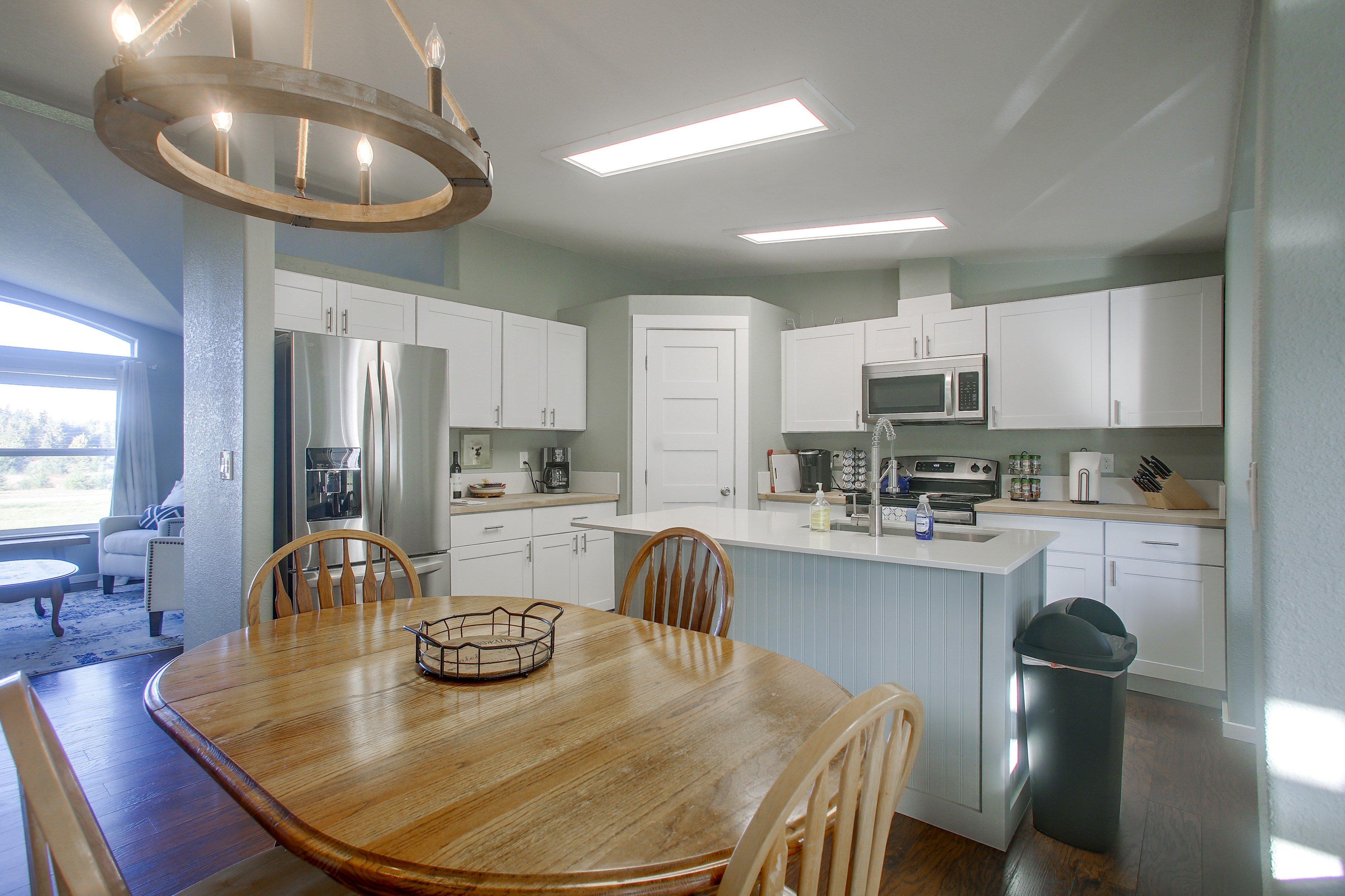Dining Area & Kitchen | Open Floor Plan