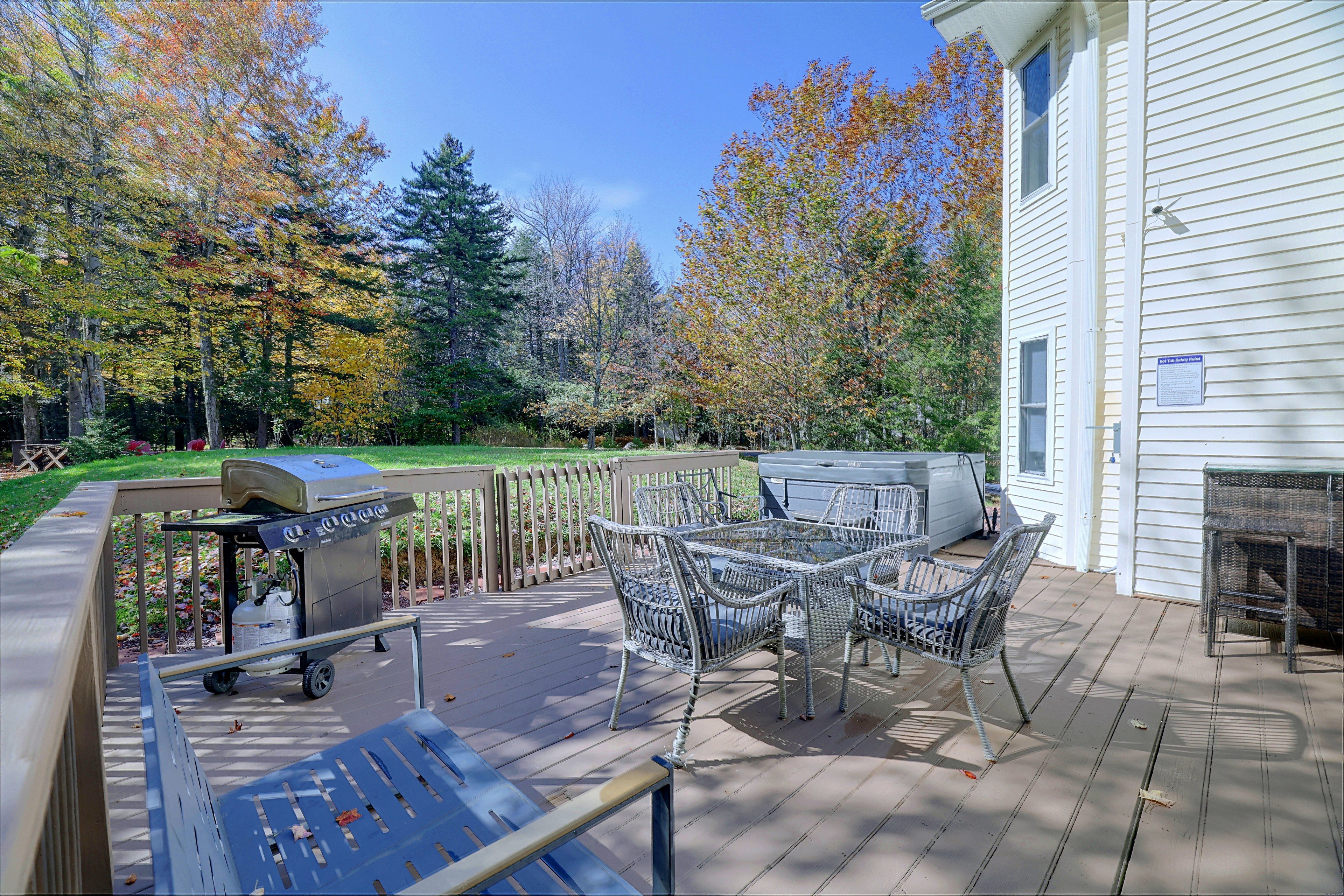 Private Deck