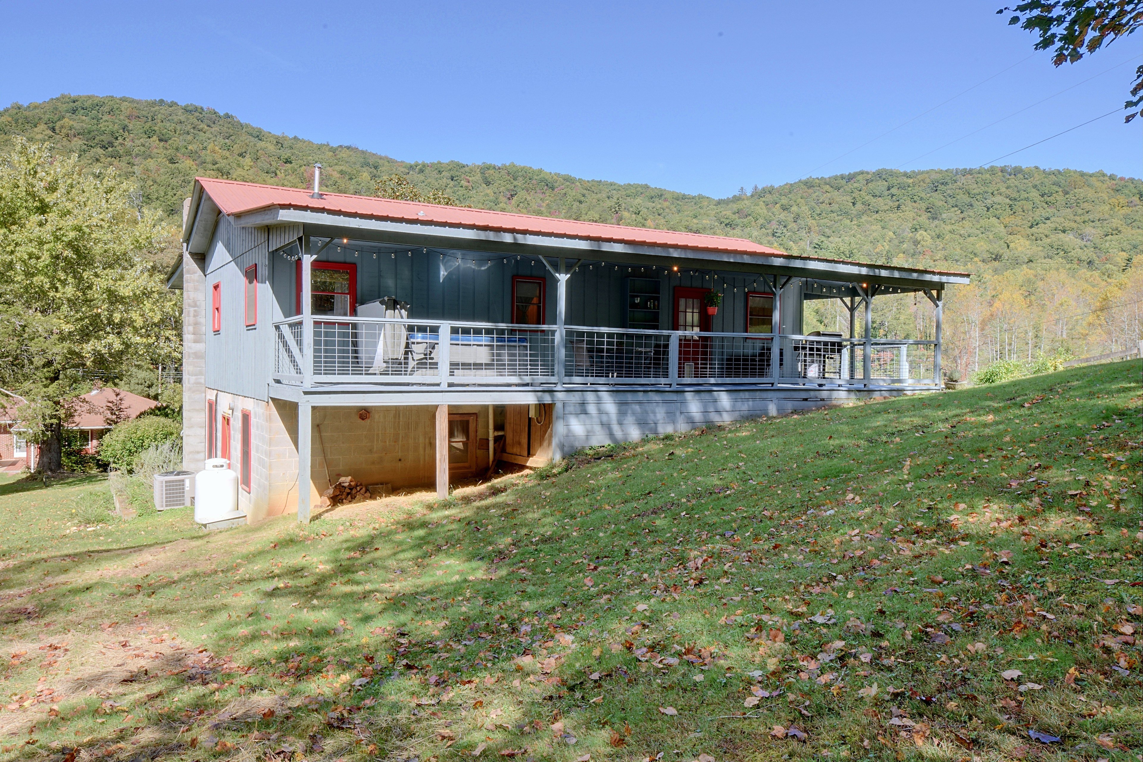 House Exterior | Backyard