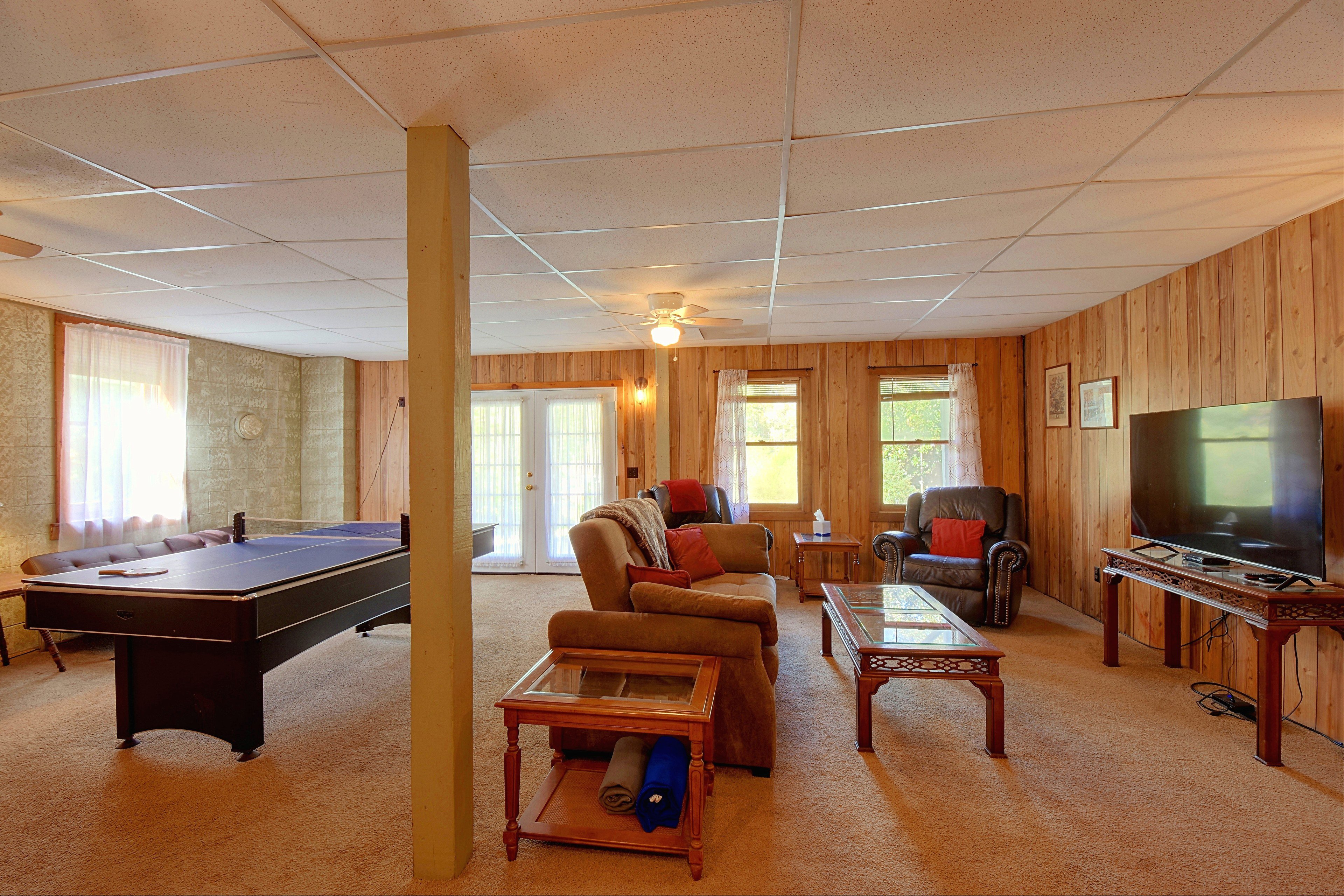 Family Room | Smart TV