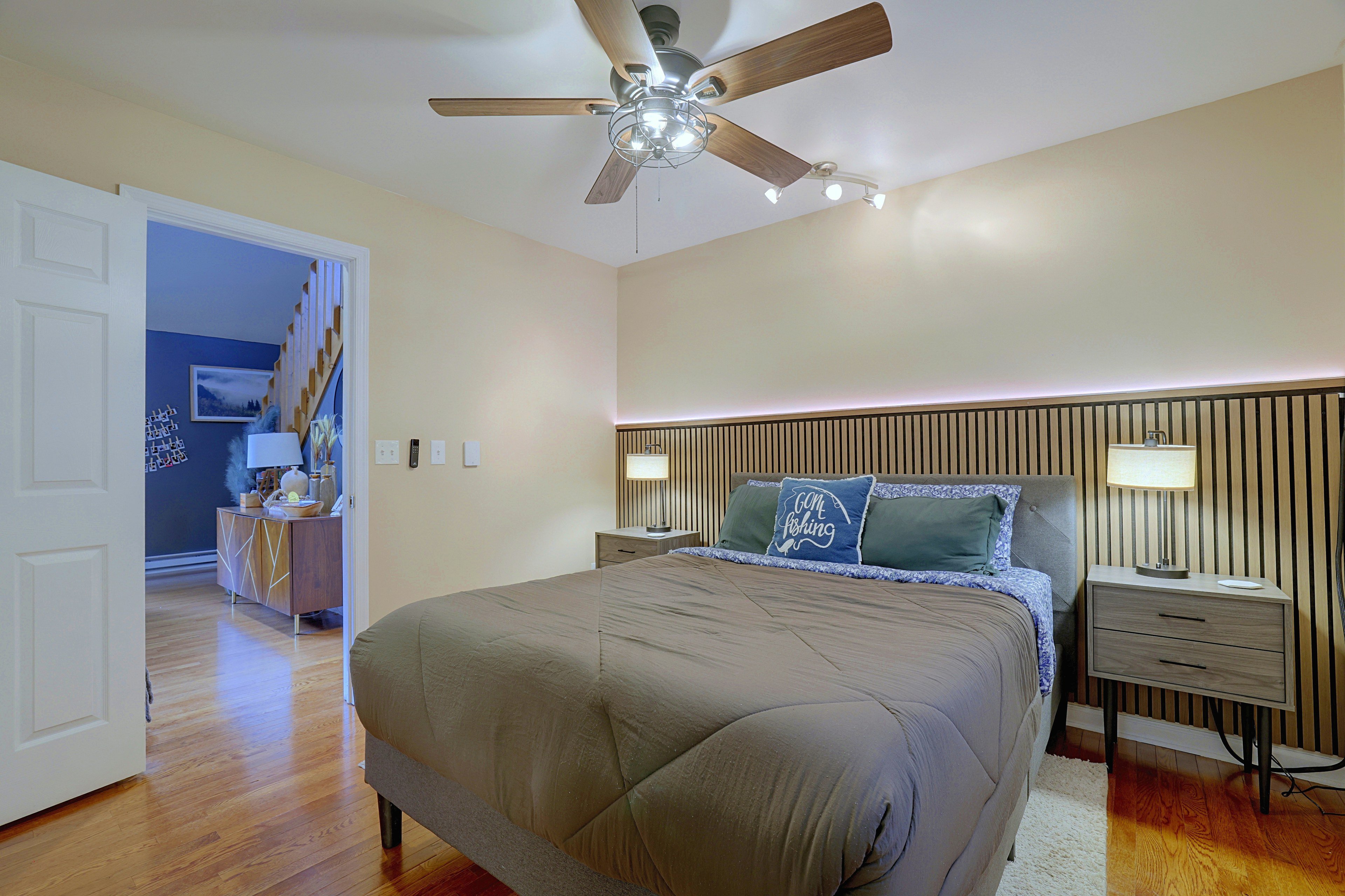 Bedroom 1 | 1st Floor | Queen Bed | Linens Provided | En-Suite Bathroom