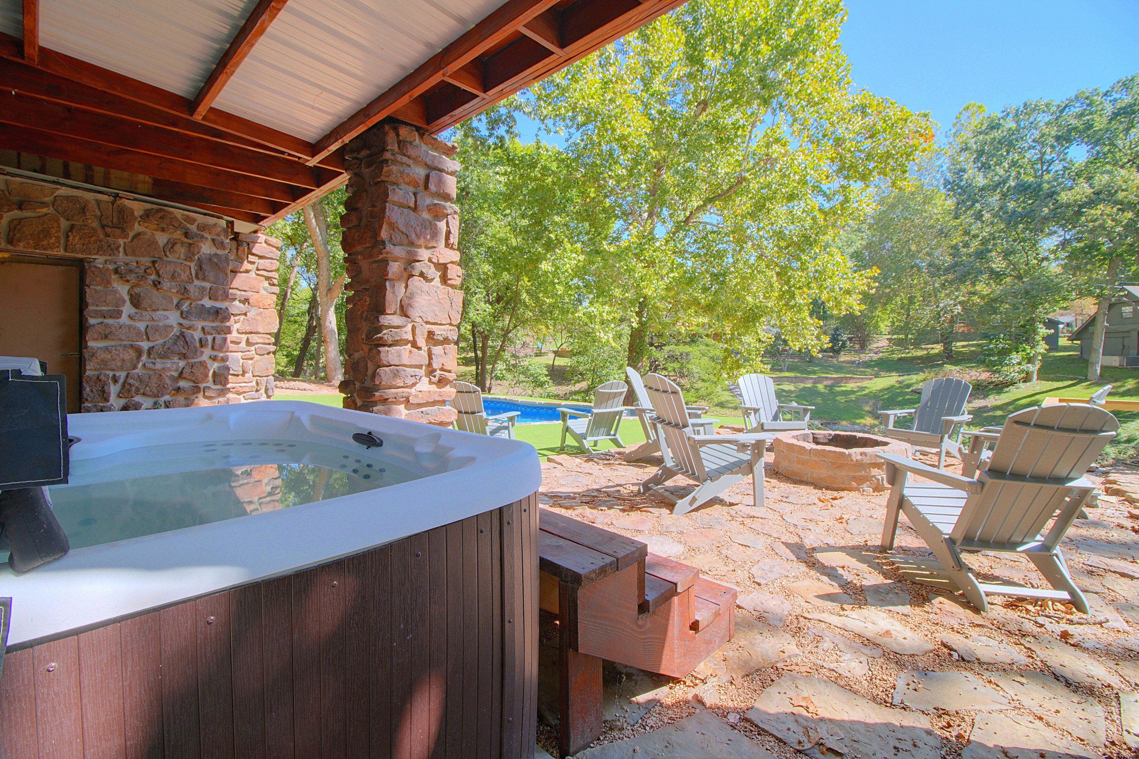 Hot Tub | Fire Pit