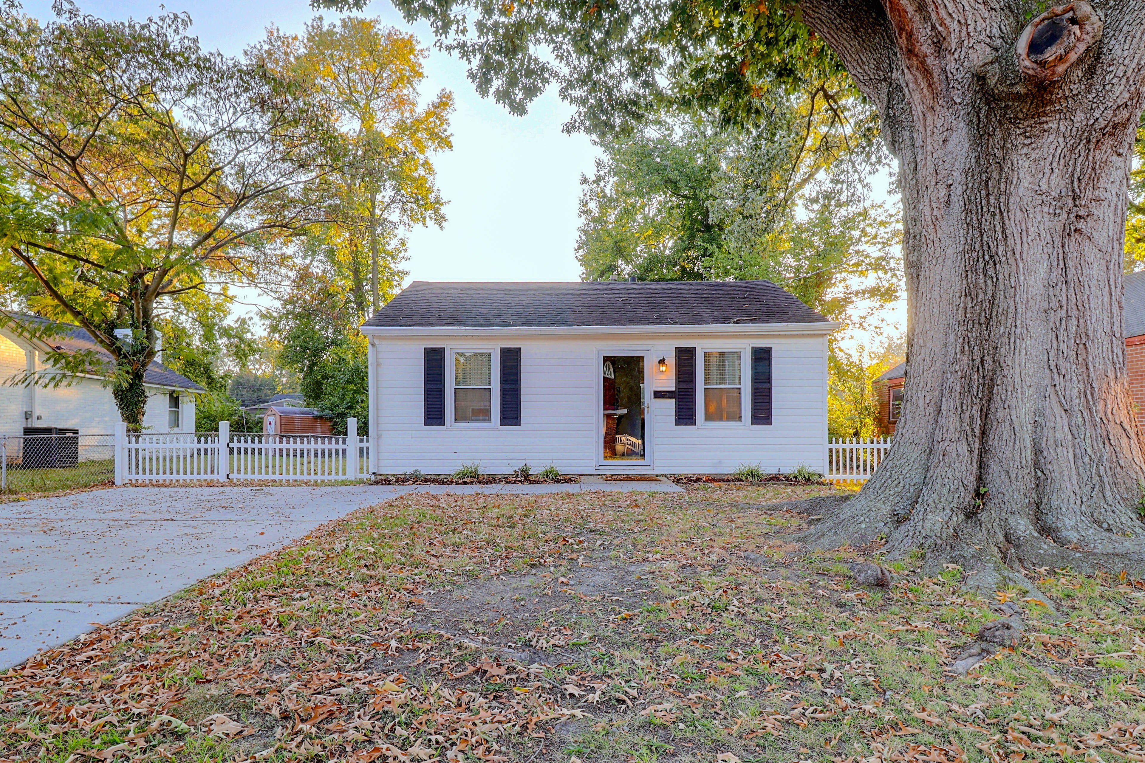 Hampton Vacation Rental | 2BR | 1BA | 624 Sq Ft