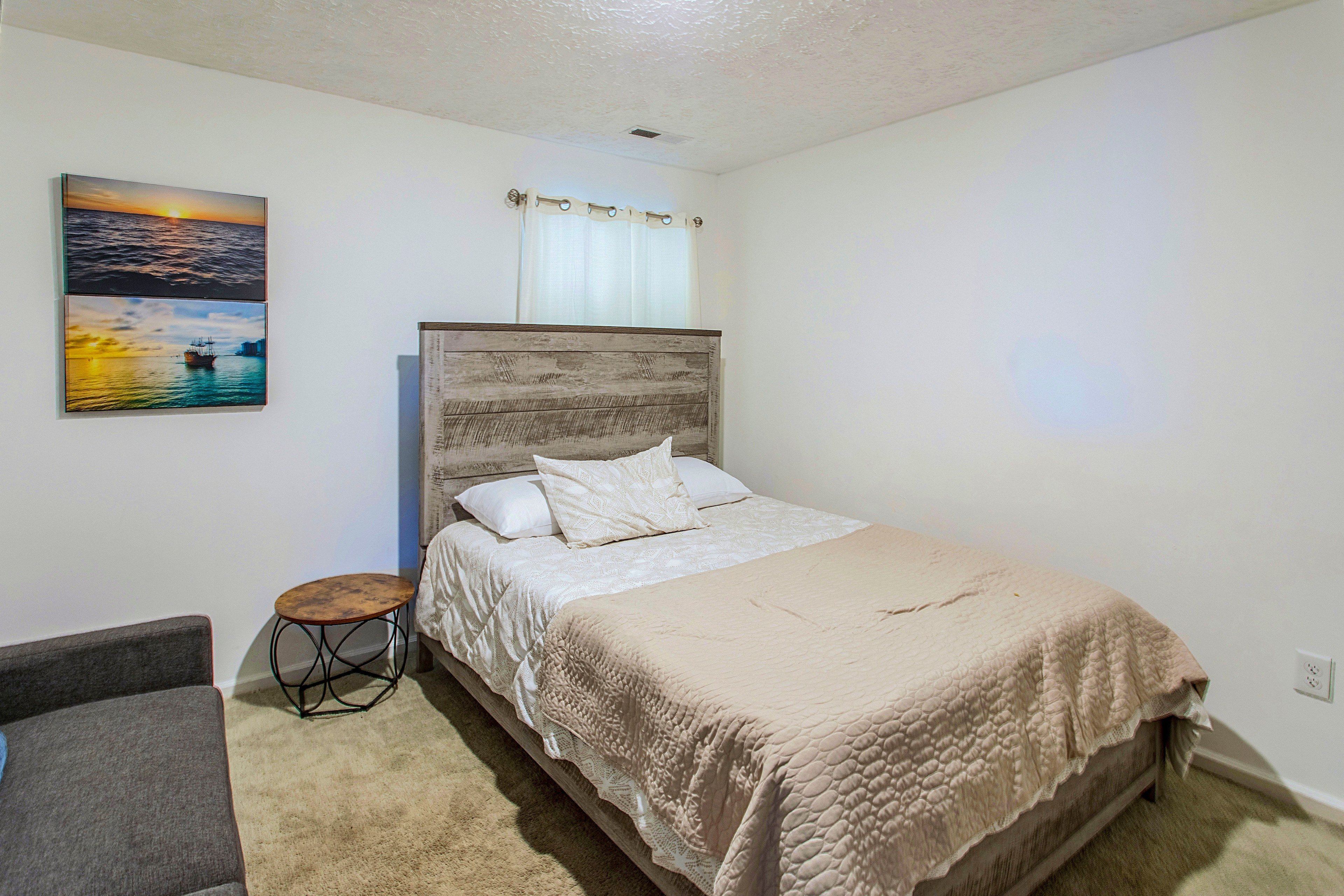Bedroom 2 | Queen Bed | Full Futon