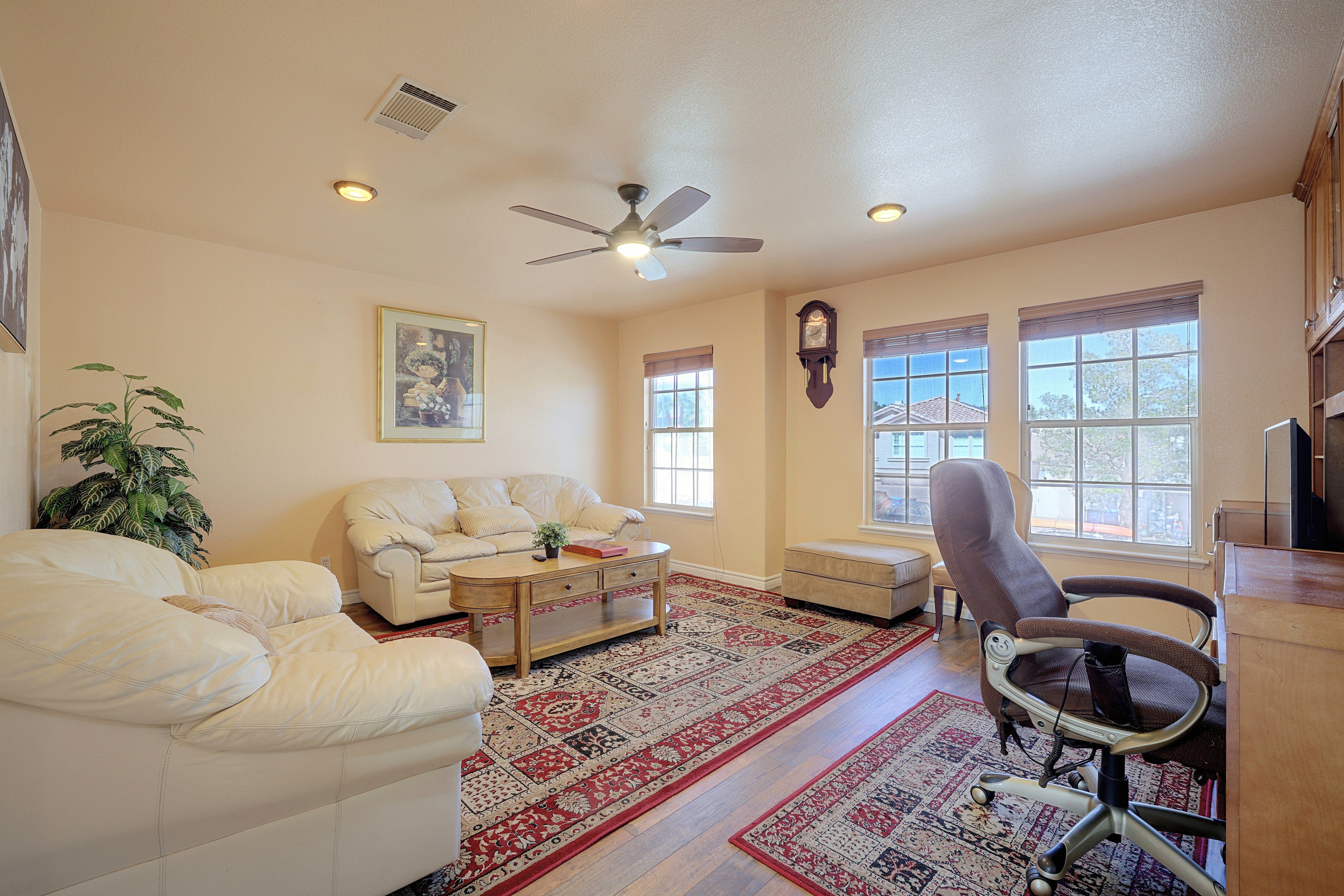 Office | 1st Floor