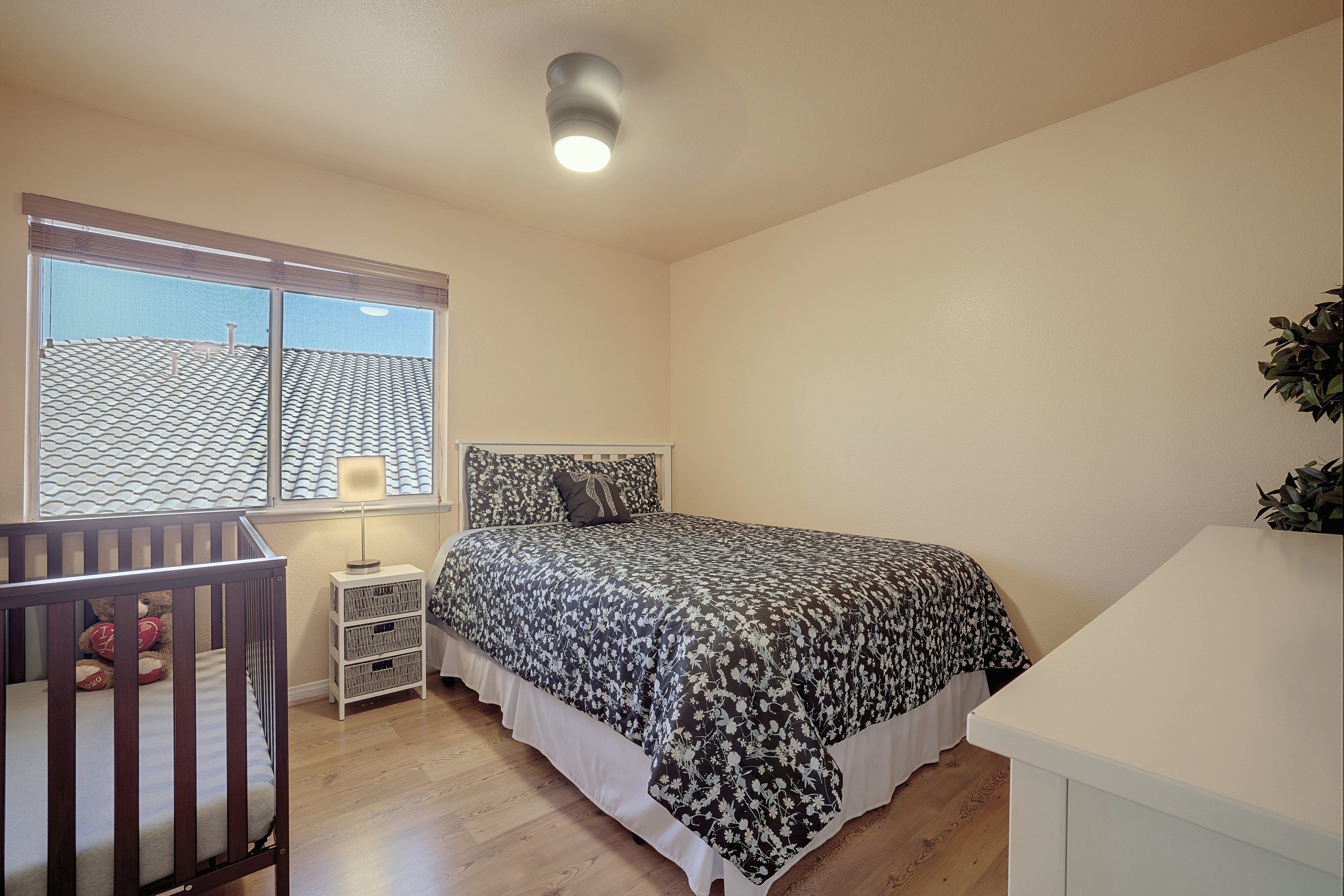 Bedroom 4 | Queen Bed | 2nd Floor
