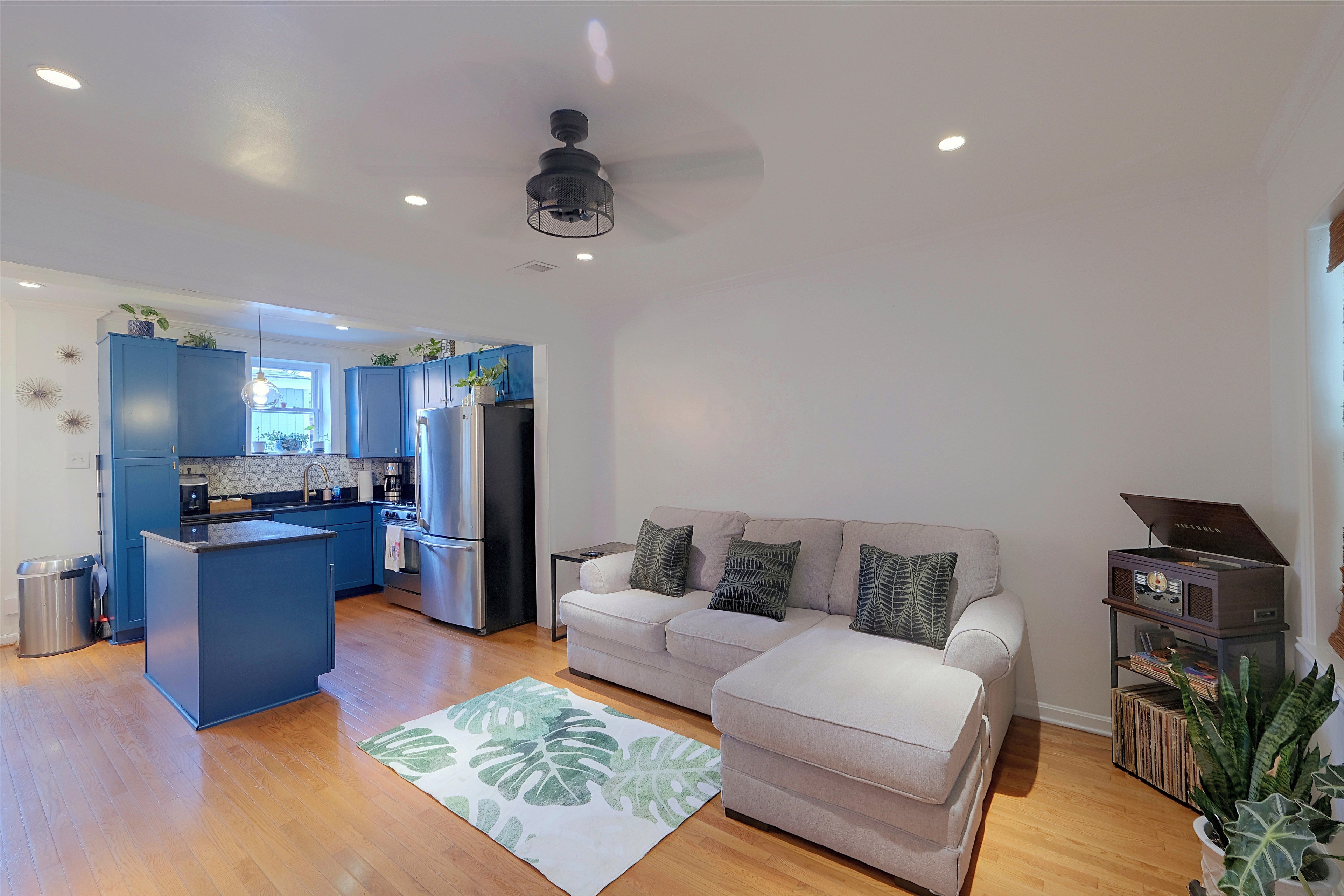 Alexandria Vacation Rental | 2BR | 2BA | 1,300 Sq Ft