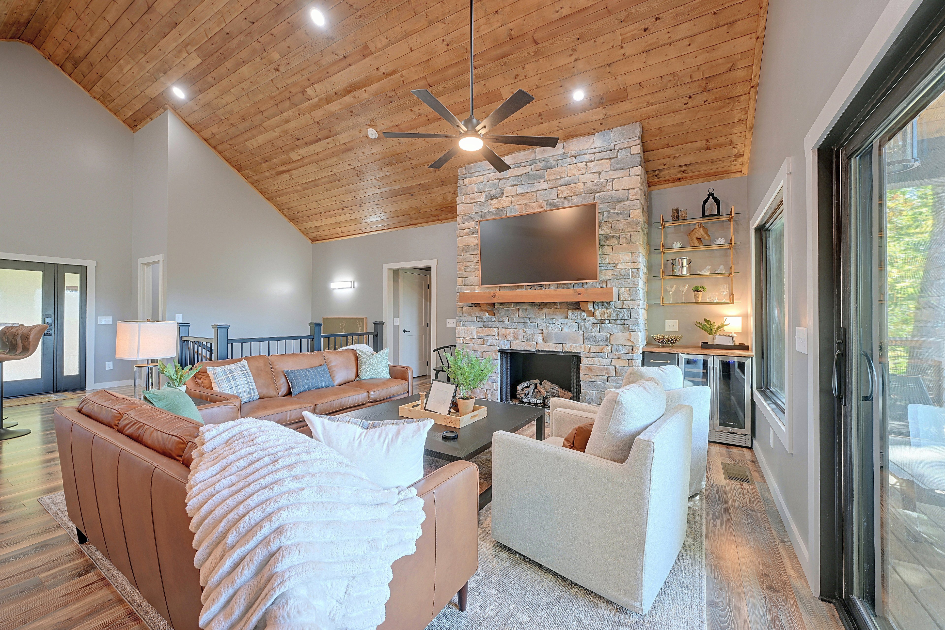 Cullowhee Vacation Rental | 5BR | 4BA | 3,100 Sq Ft