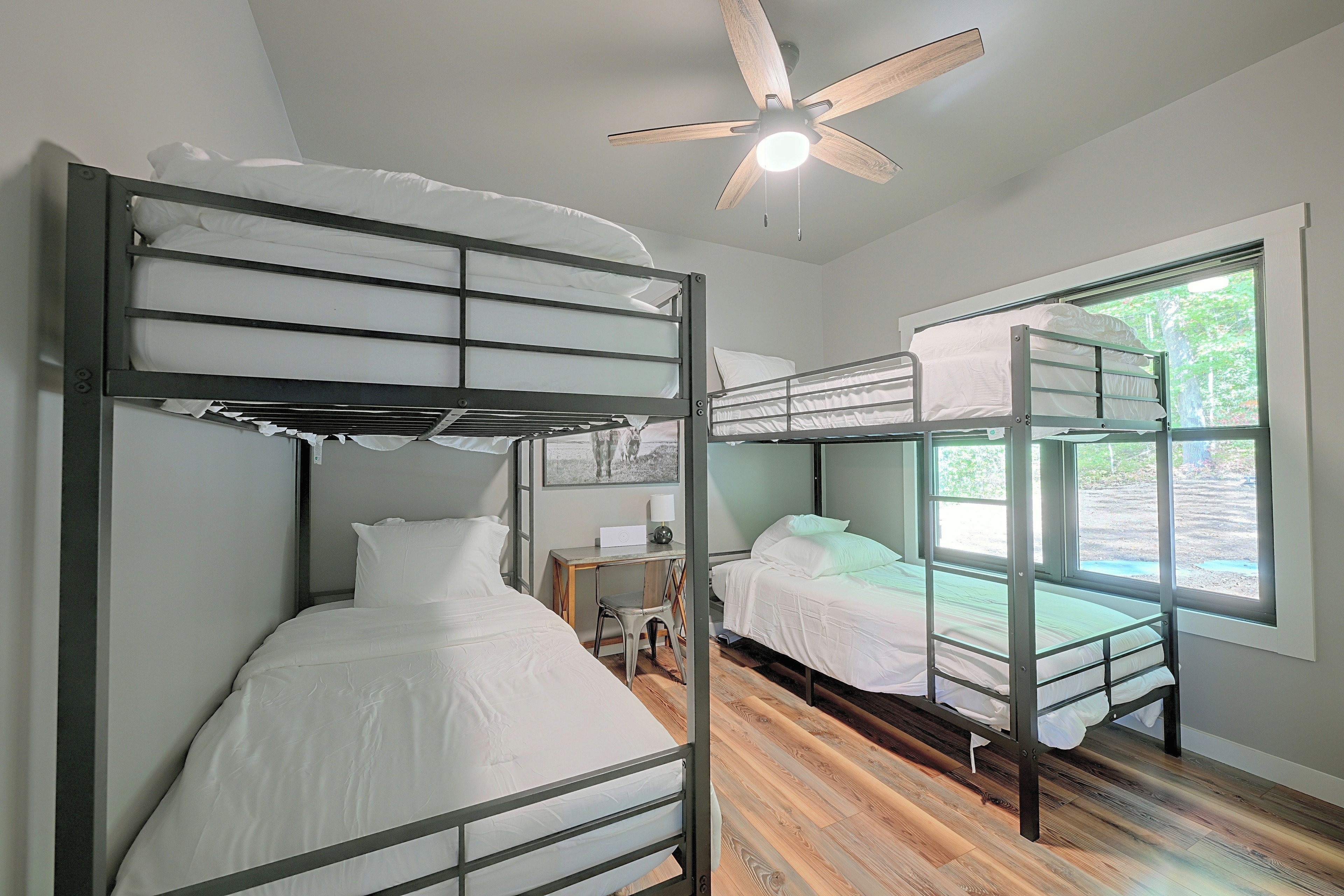 Bedroom | 2 Twin Bunk Beds