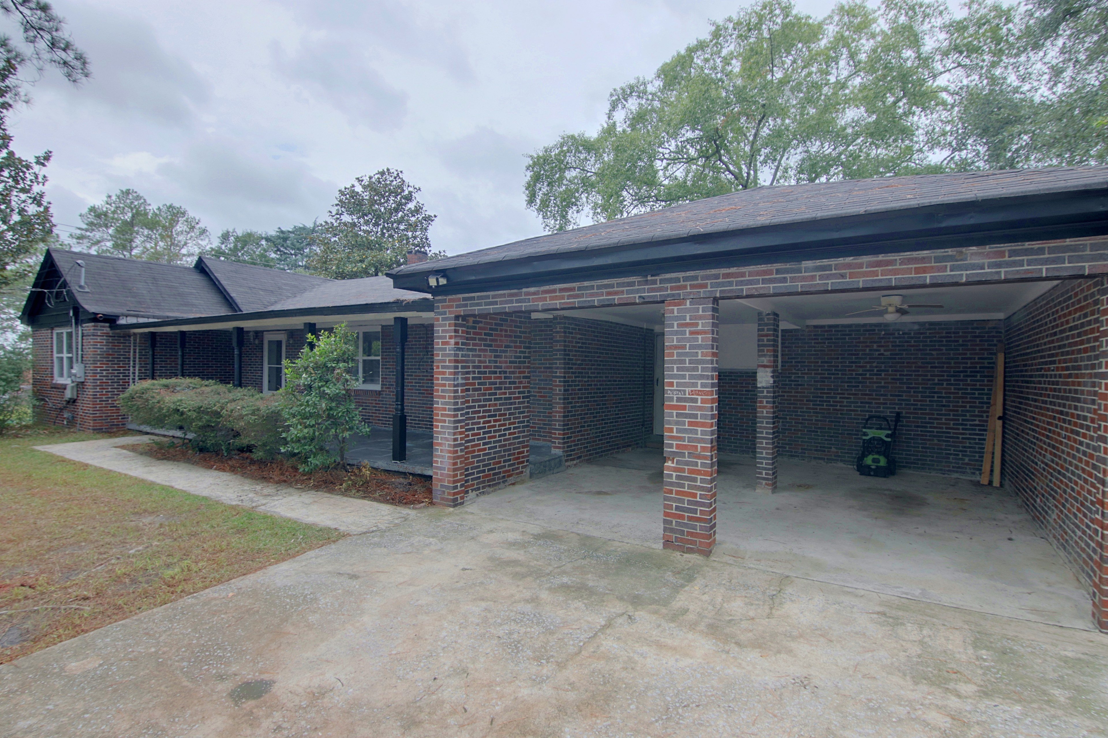 Carport (2 Vehicles) | Driveway (3 Vehicles) | Street Parking