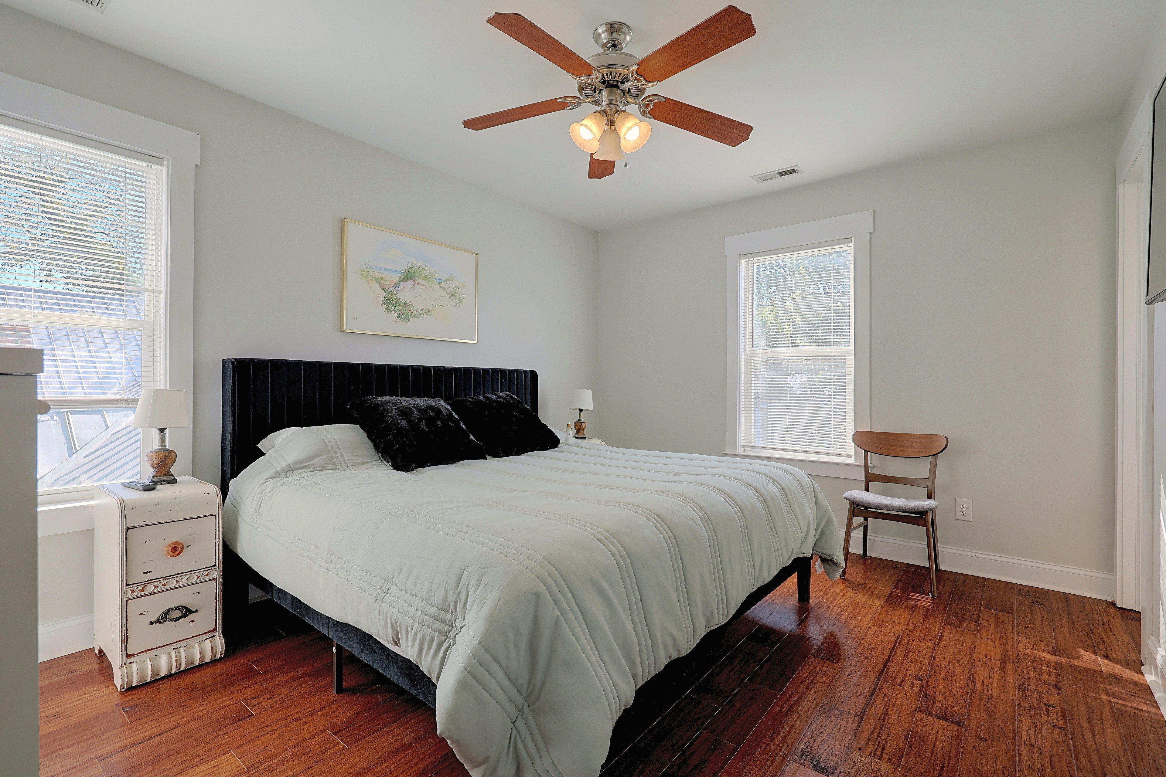 Bedroom 1 | King Bed | Upper Level