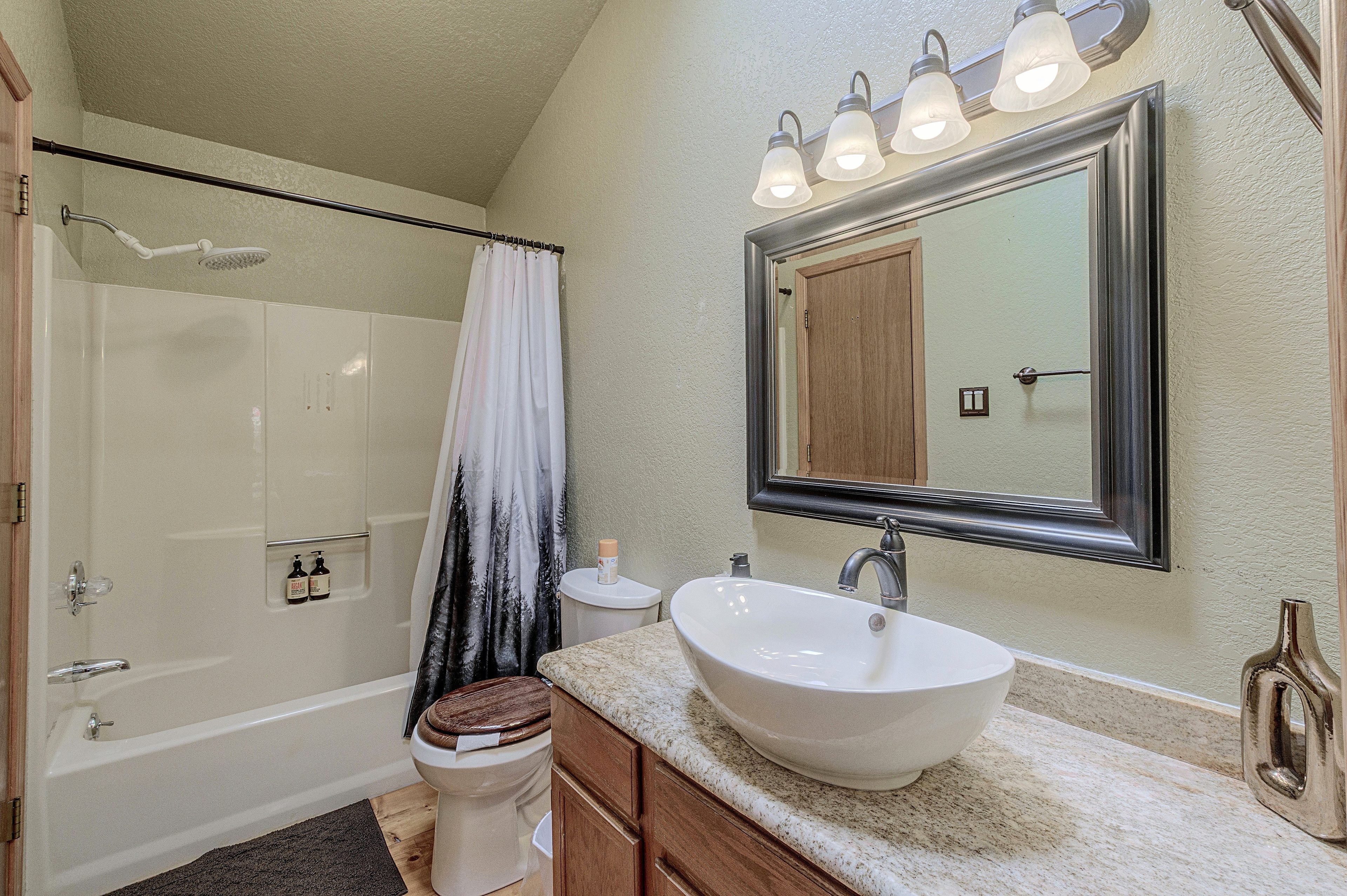 Full Bathroom