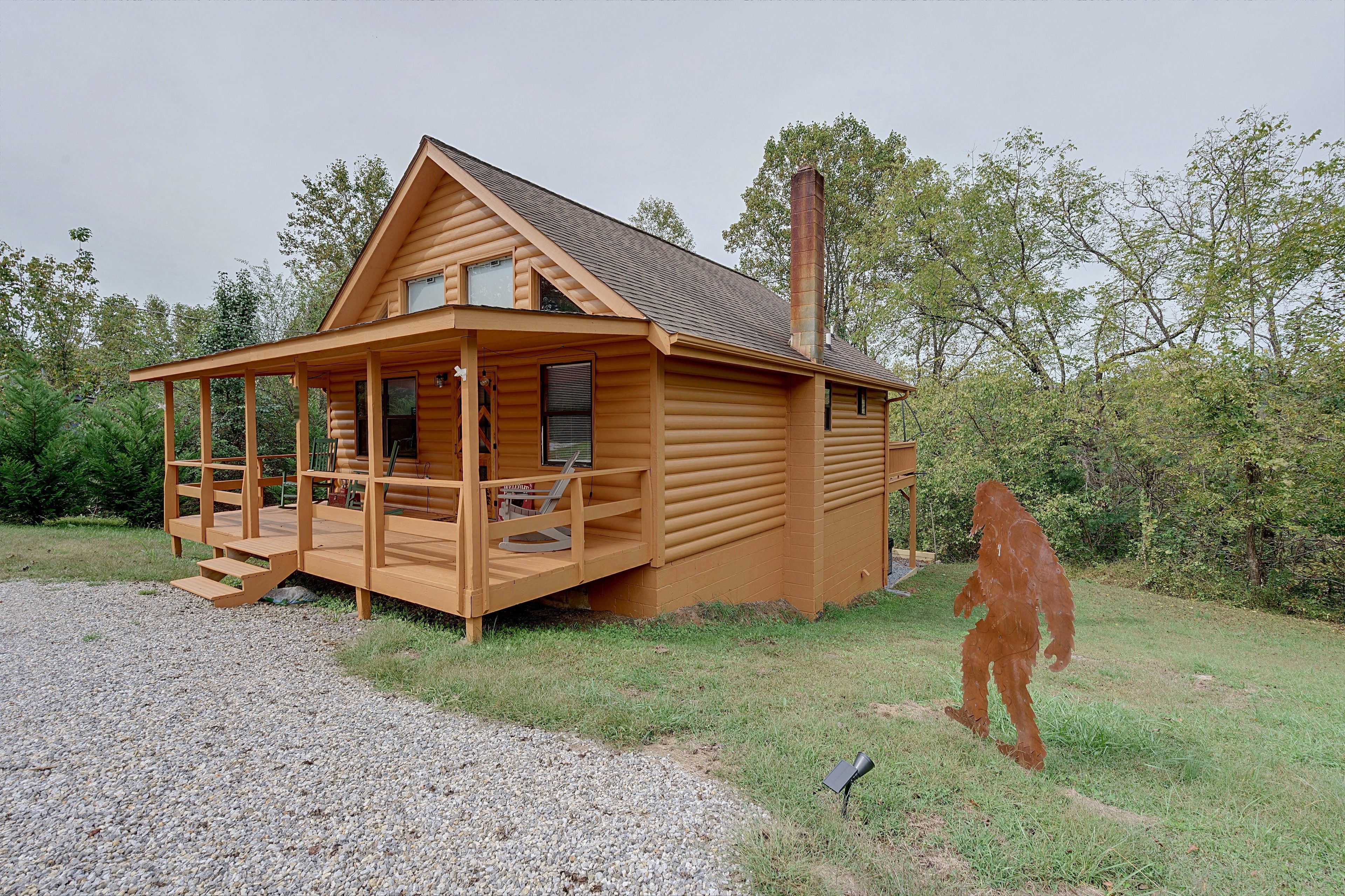 Property Exterior | 3-Story Cabin