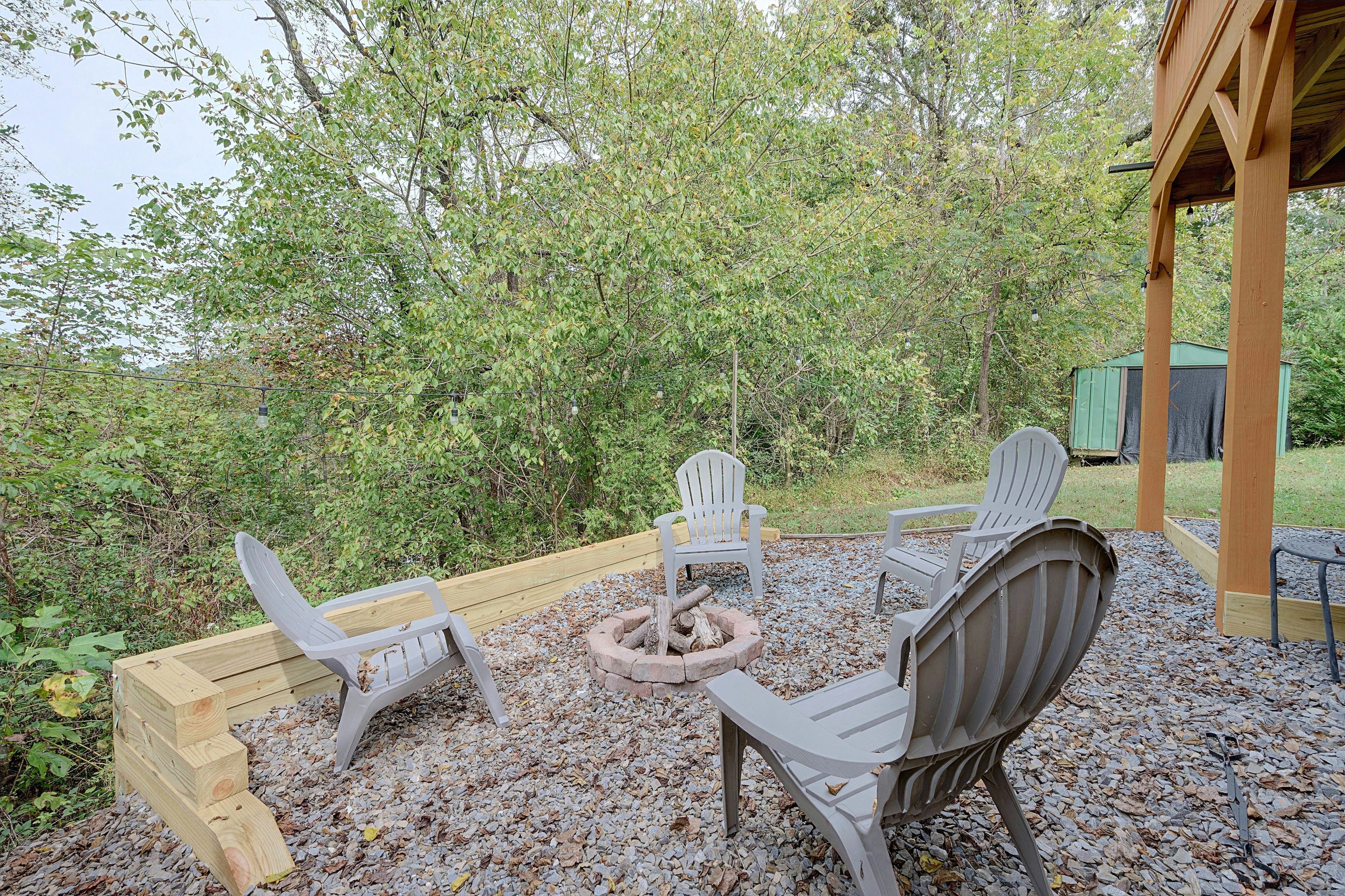 Murphy Vacation Rental | 2BR | 1.5BA | 1,006 Sq Ft