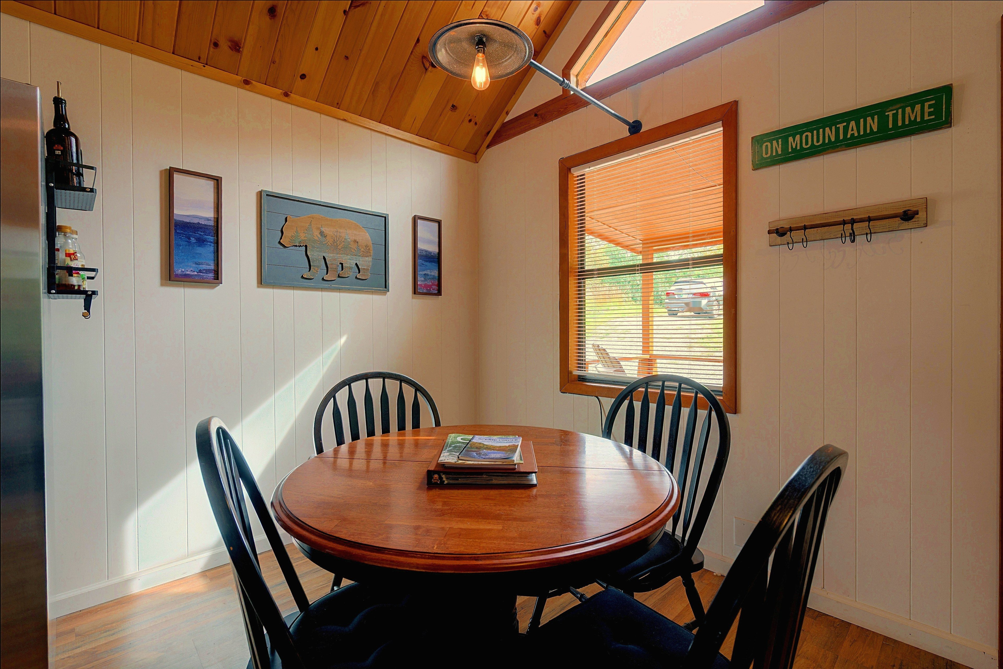 Dining Area | 1st Floor