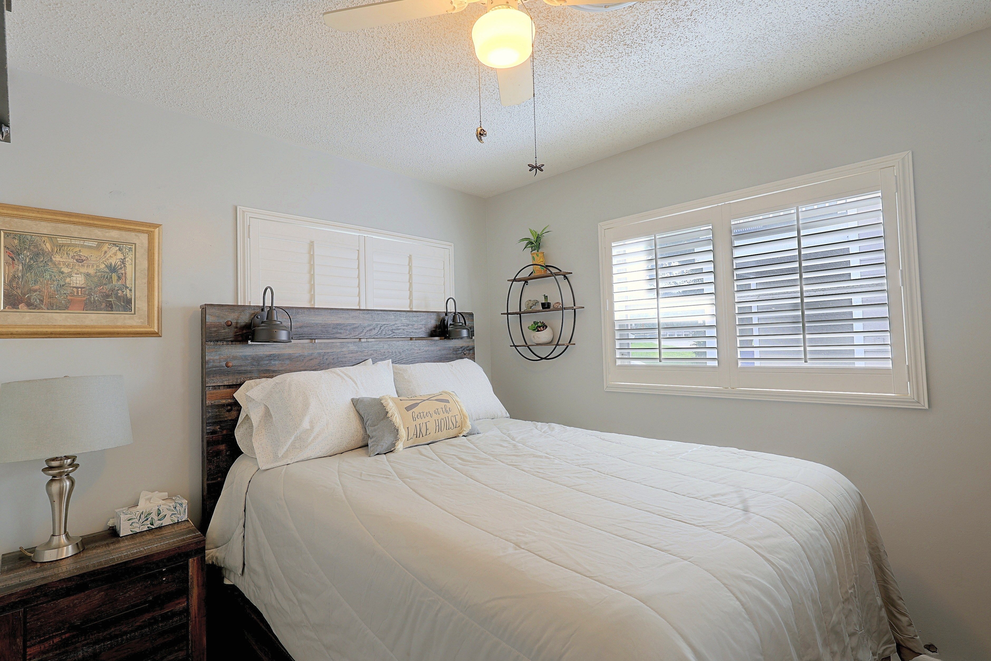 Bedroom 2 | Queen Bed