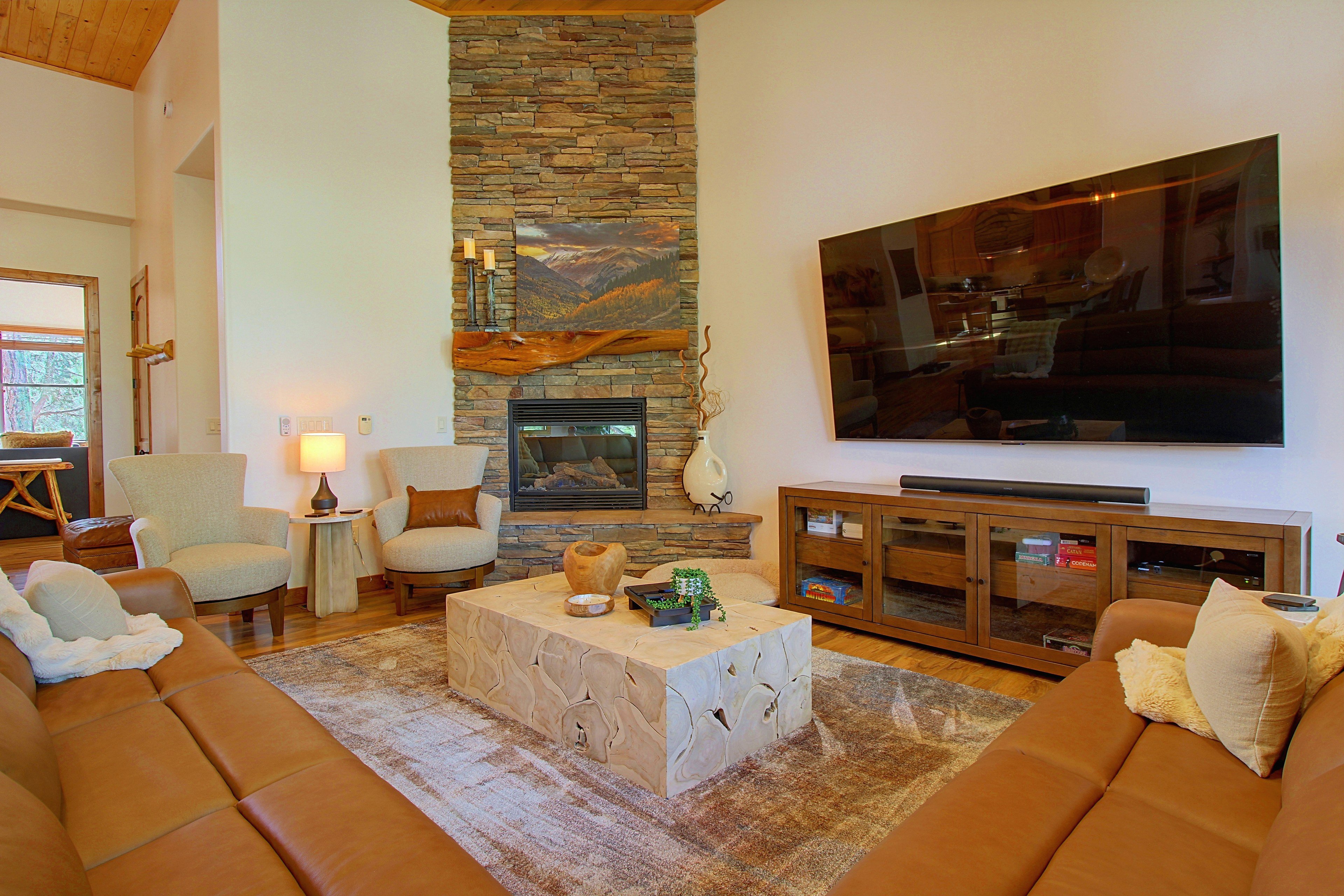 Living Room | 1st Floor