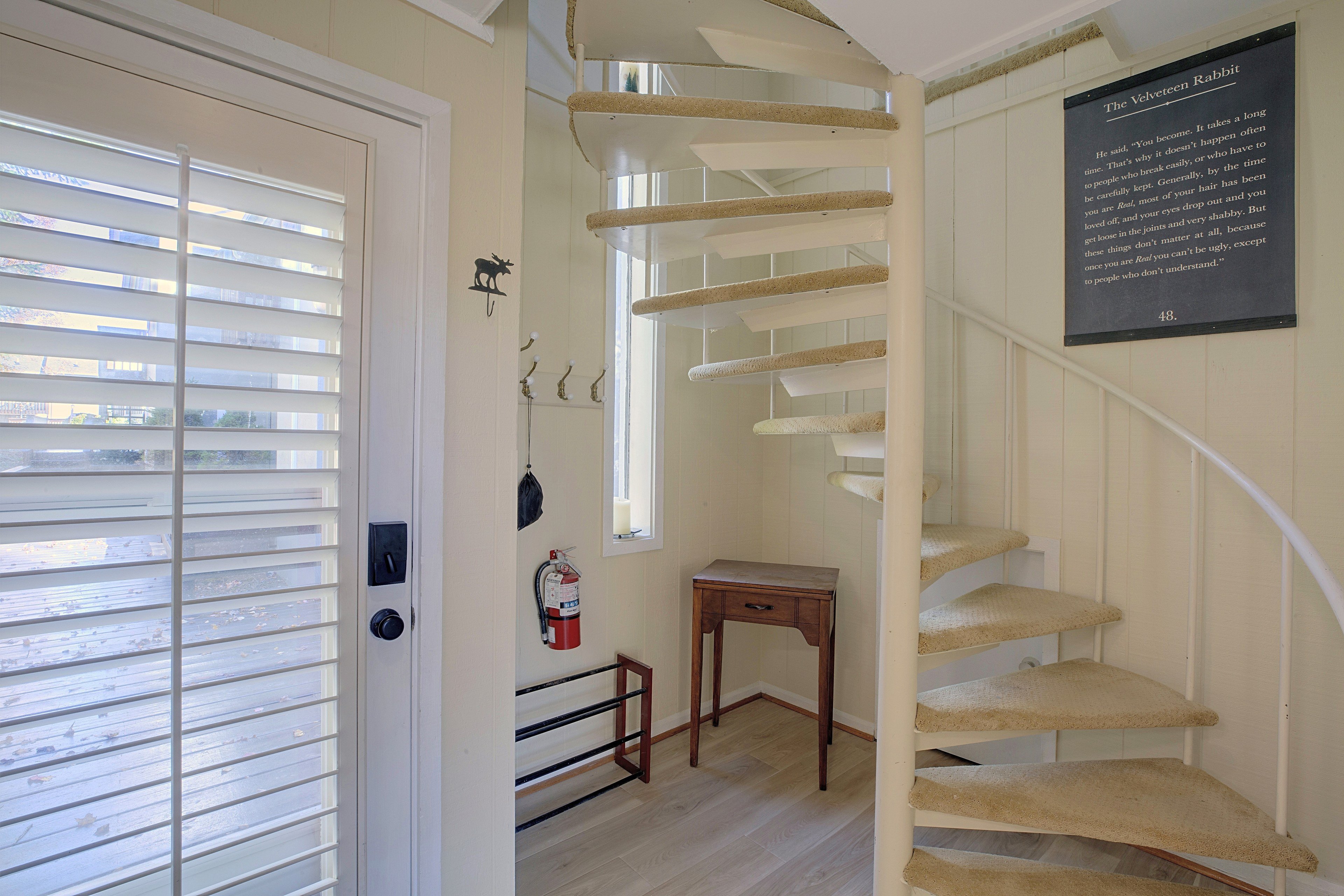 Stairs to 2nd Floor