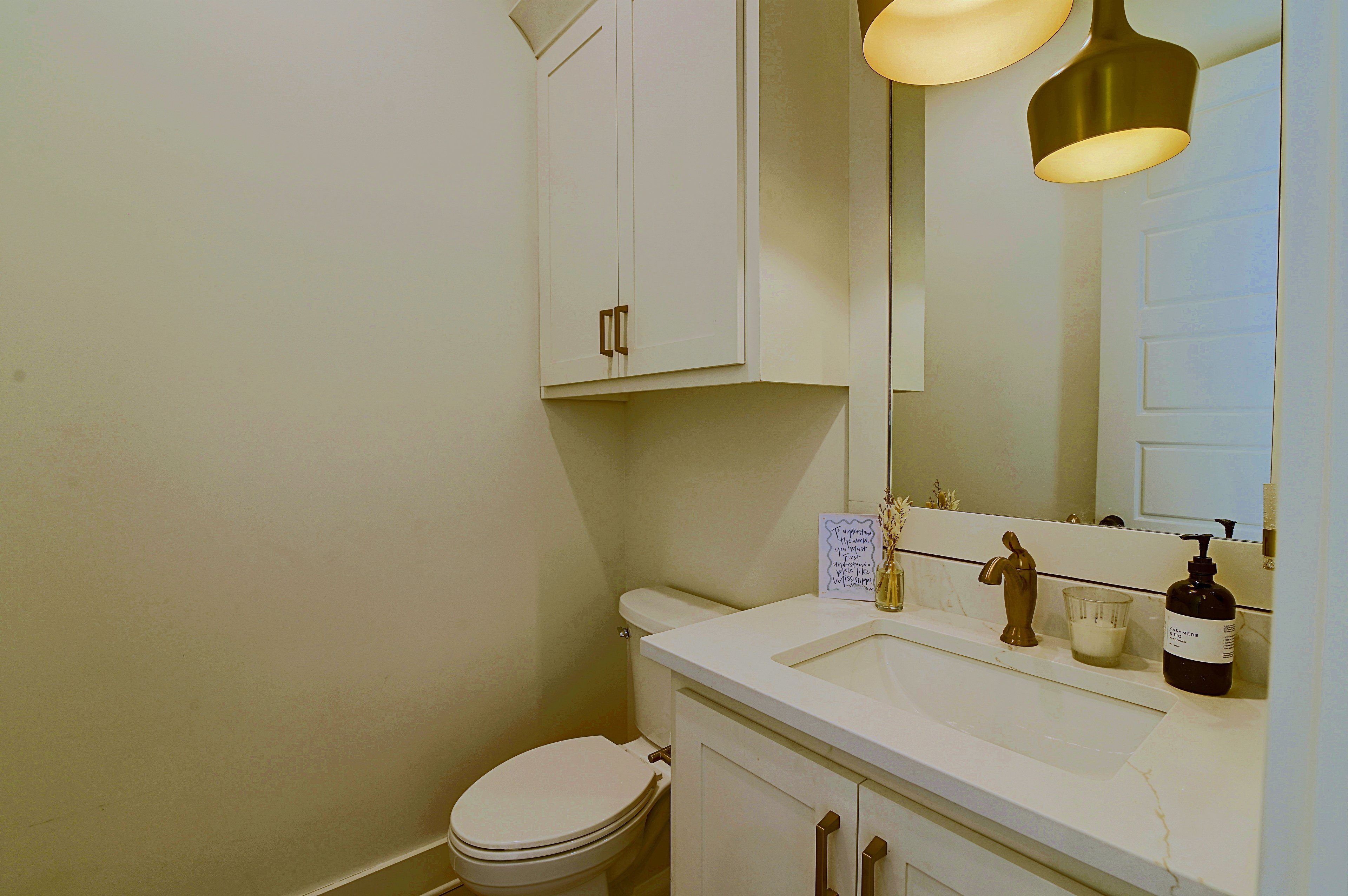 Half Bathroom | 1st Floor