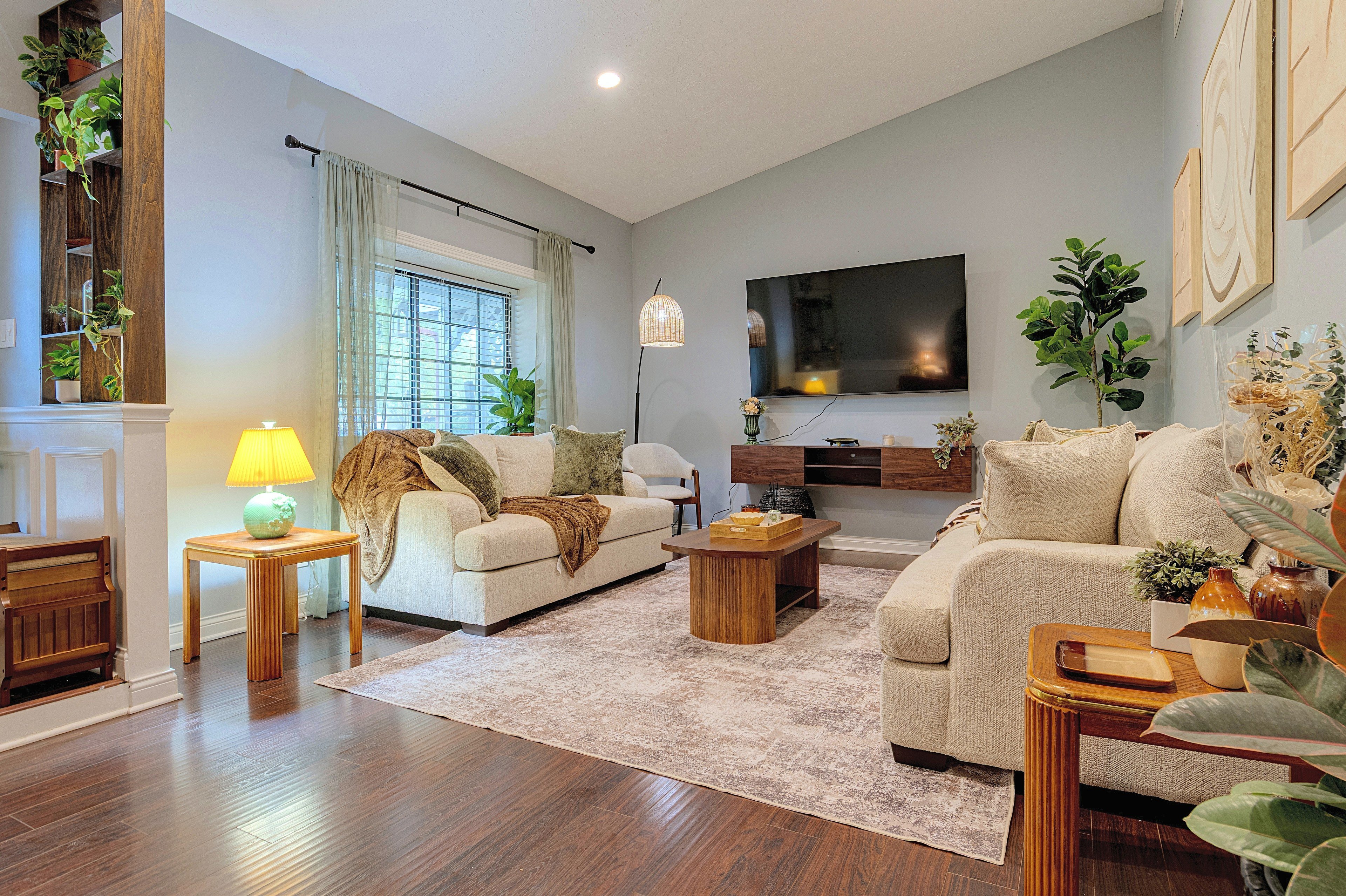 Indianapolis Vacation Rental | 3BR | 2BA | 980 Sq Ft