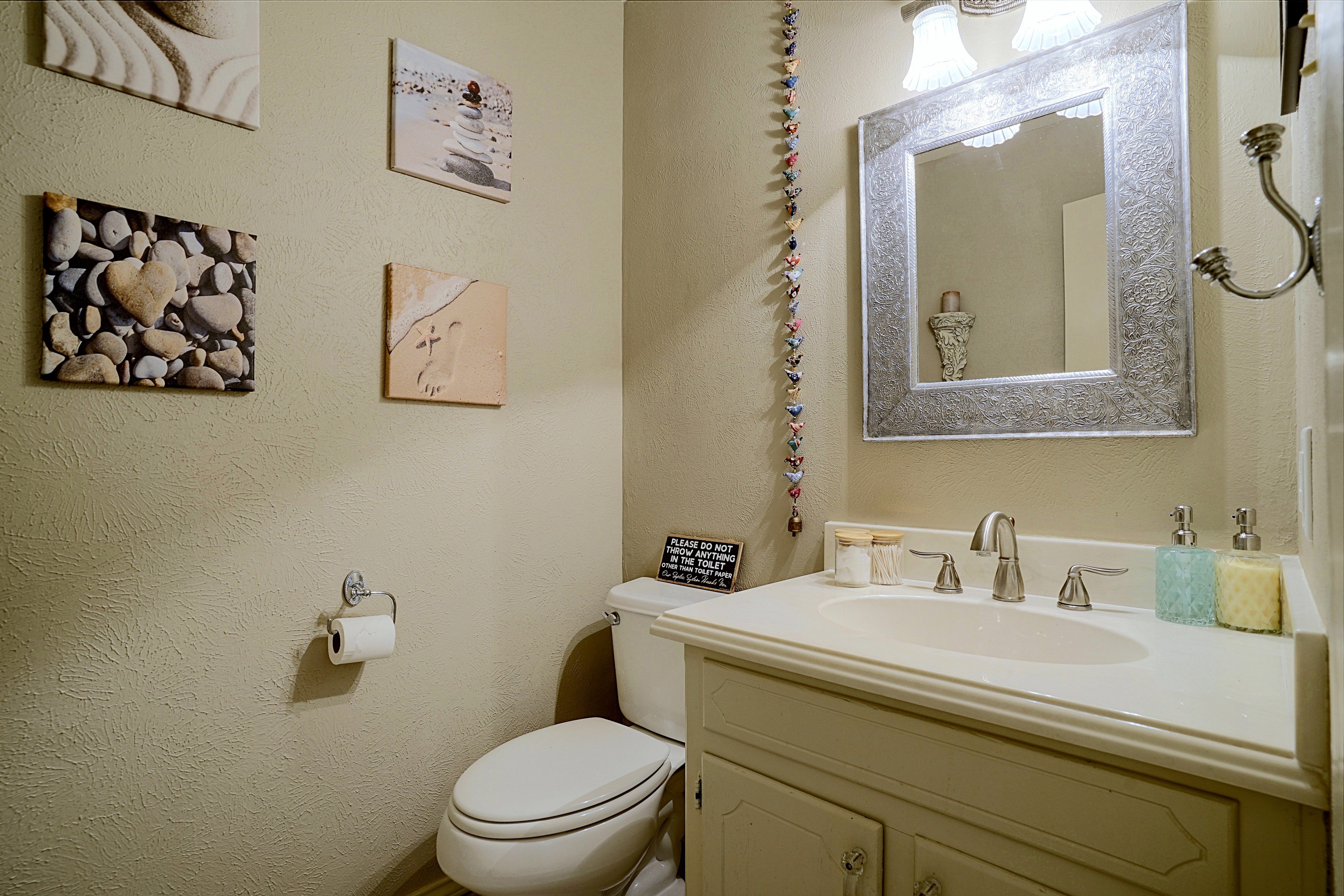 Half Bathroom | Main Level