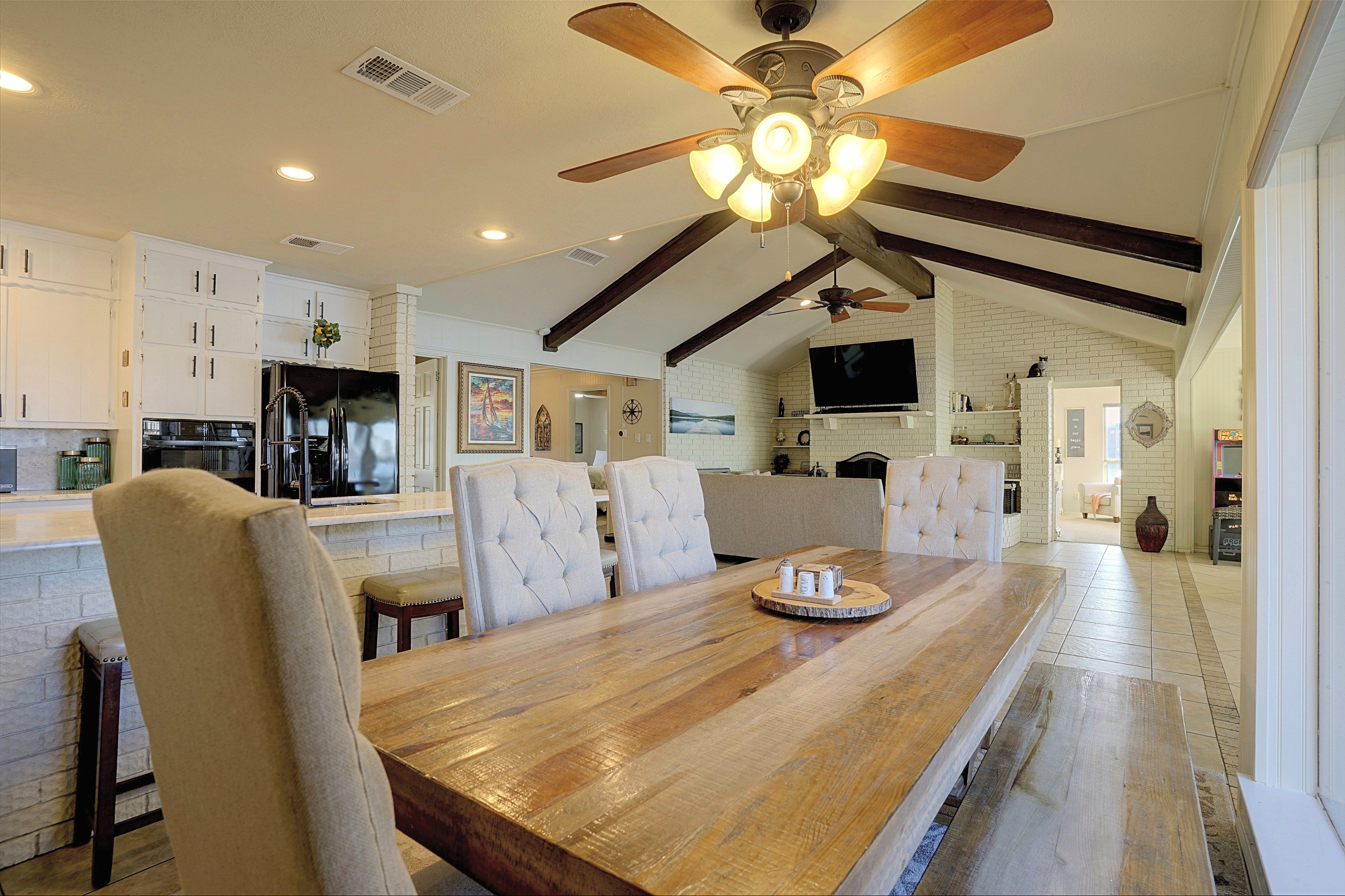 Dining Room | Main Level