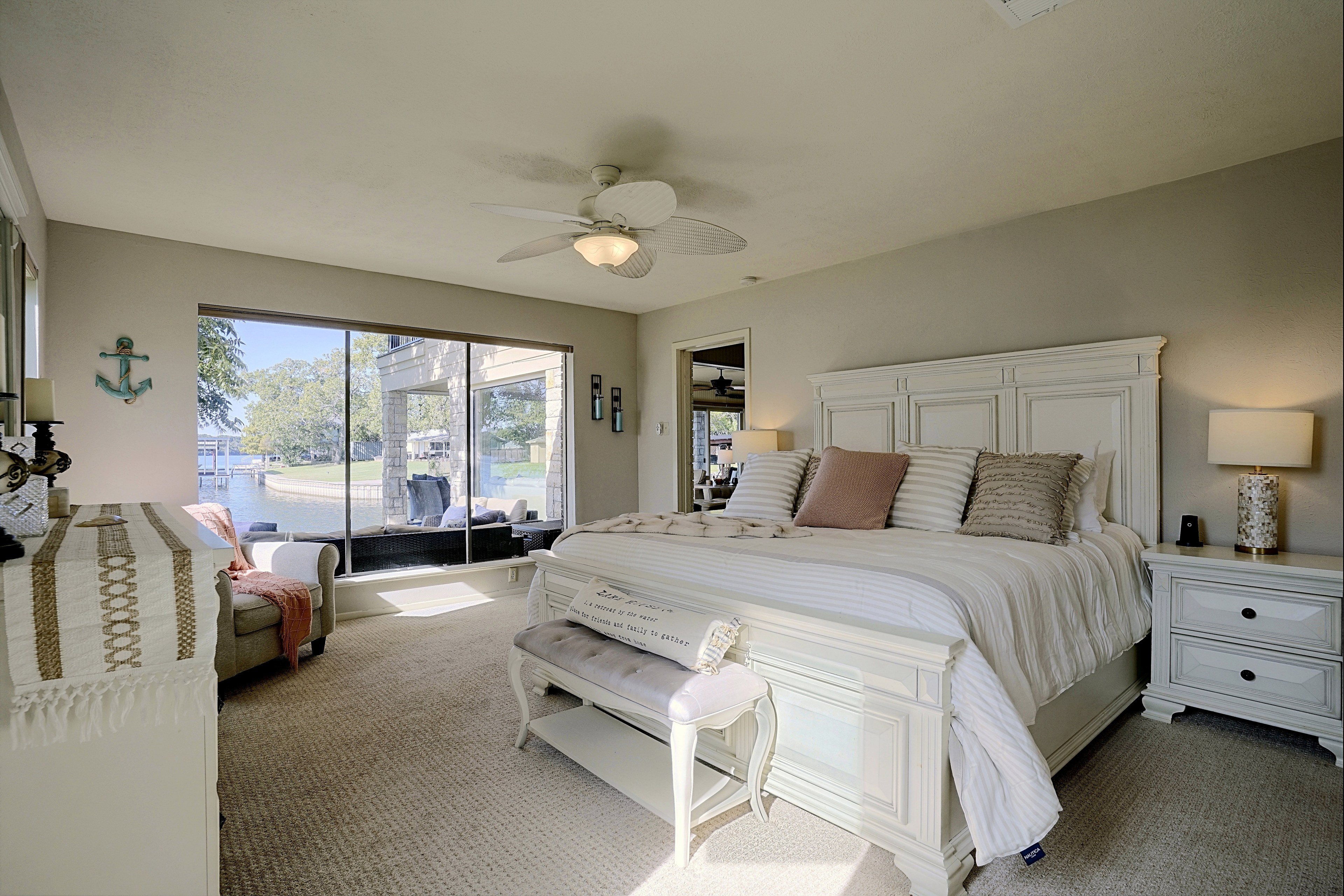 Bedroom | King Bed | Twin Rollaway Bed | Main Level