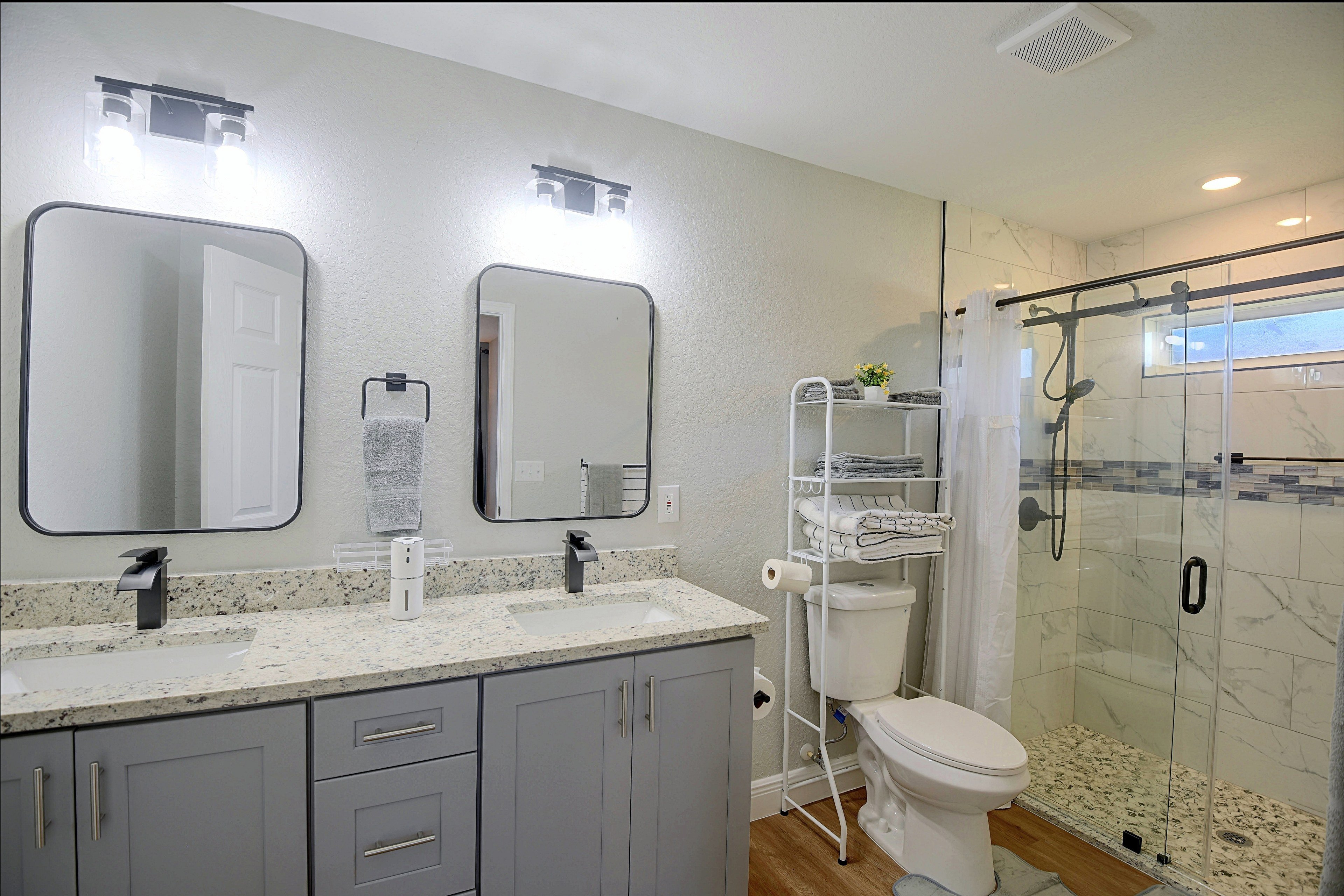 Full Bathroom