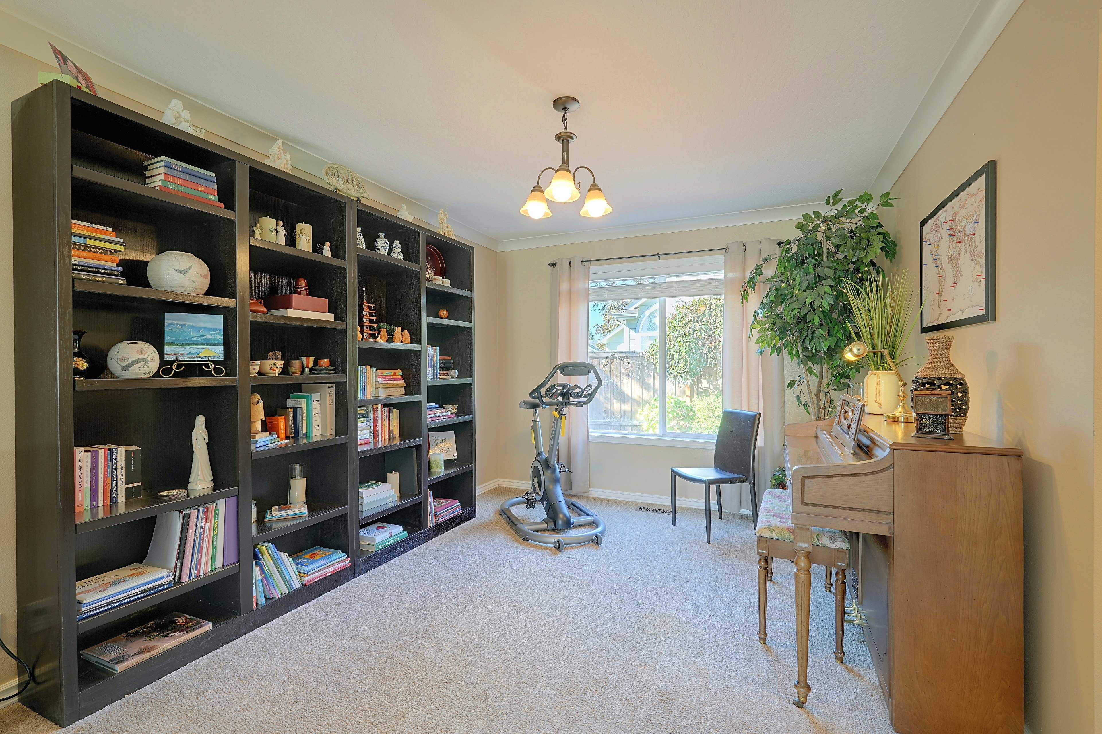 Springfield Vacation Rental | 3BR | 1.5BA | 2,150 Sq Ft