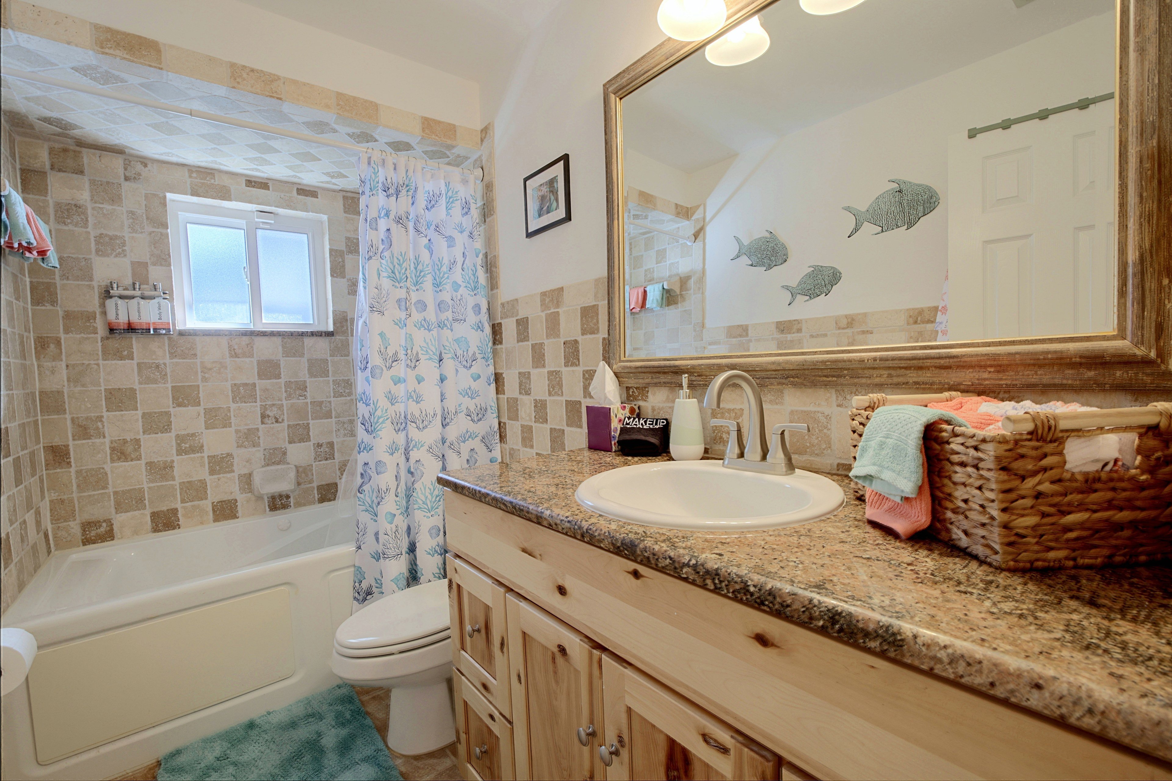 Full Bathroom