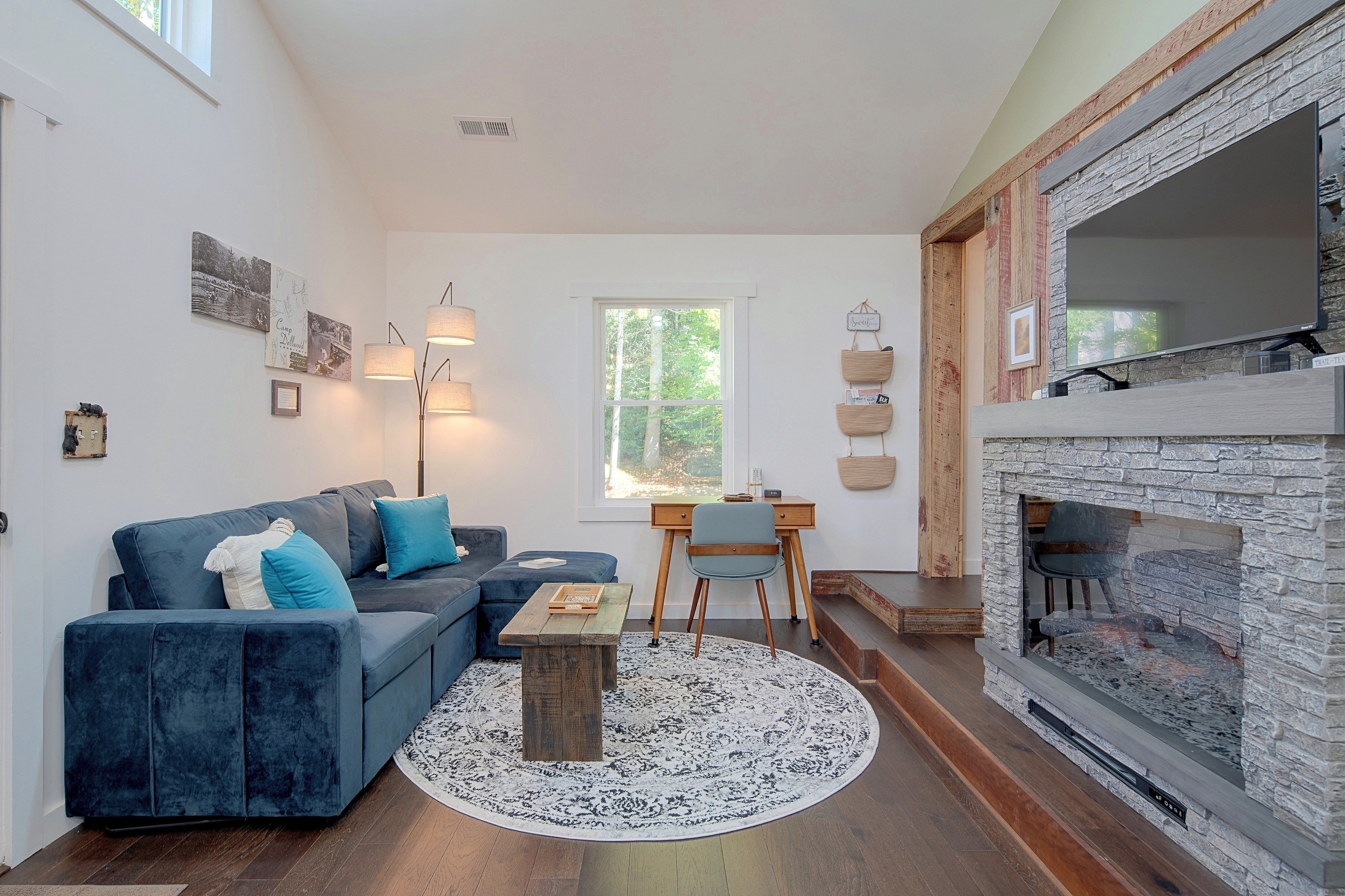 Living Room | Sleeper Sofa