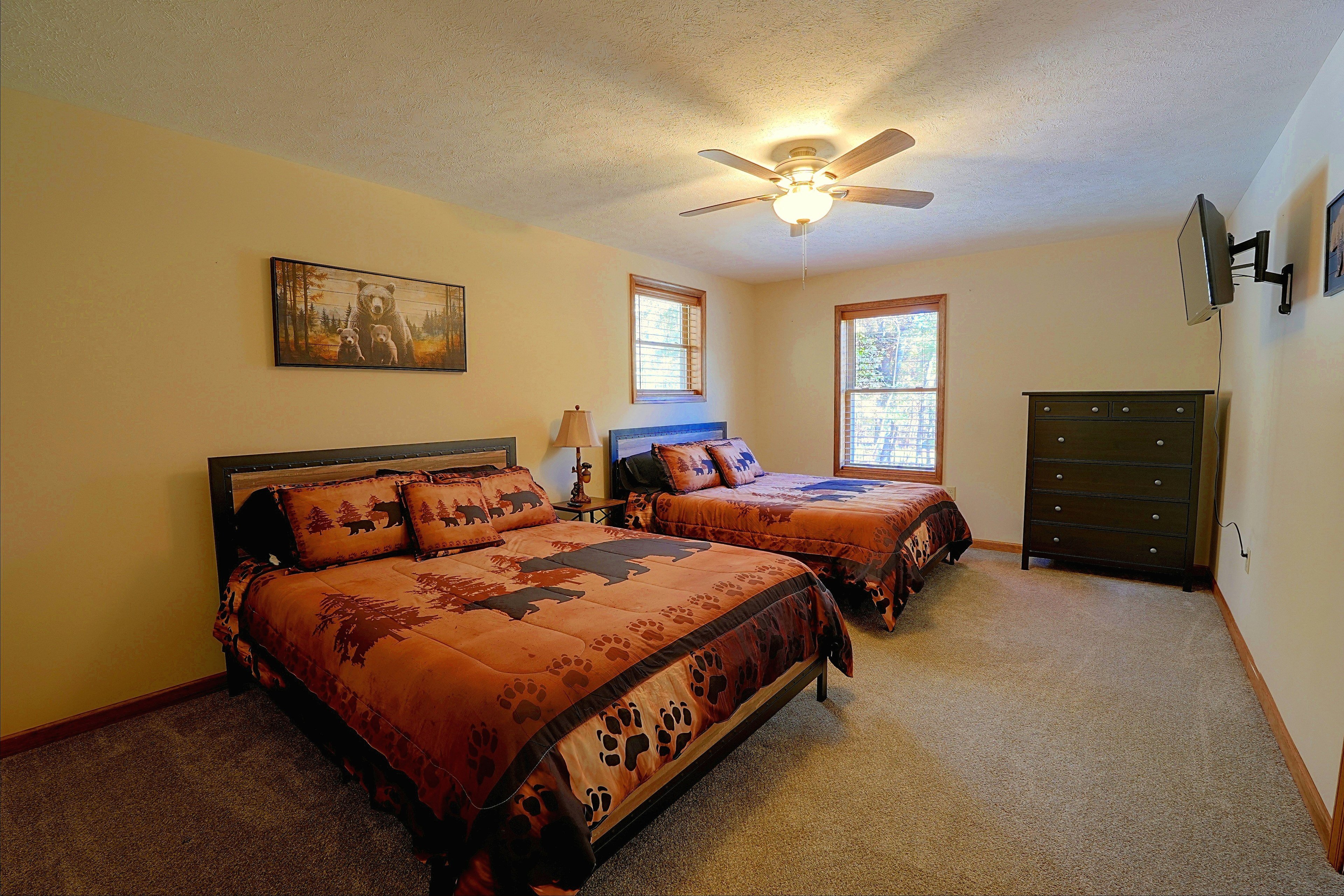 Bedroom 3 | 2 Queen Beds