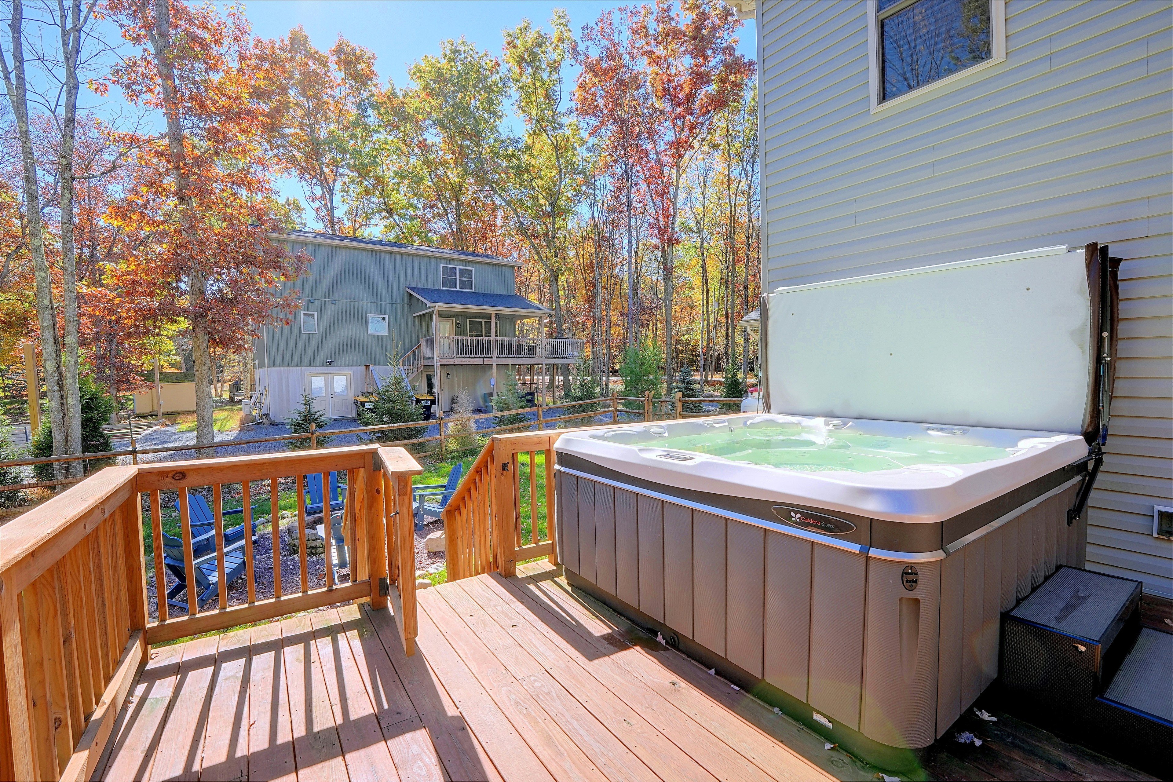 Private Deck | Hot Tub