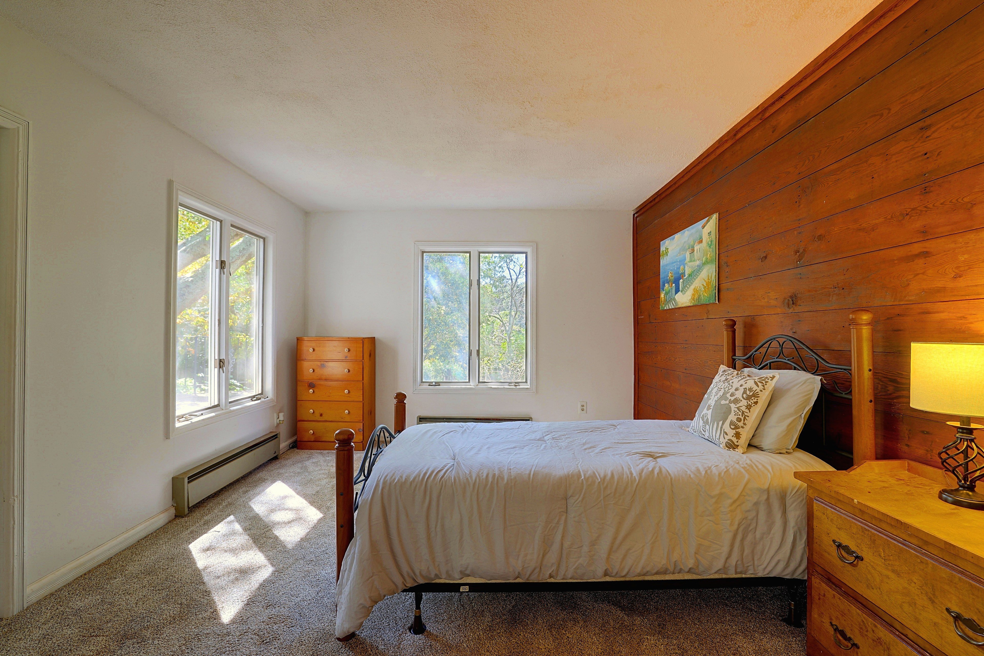 Bedroom | Twin Bed | 2nd Floor