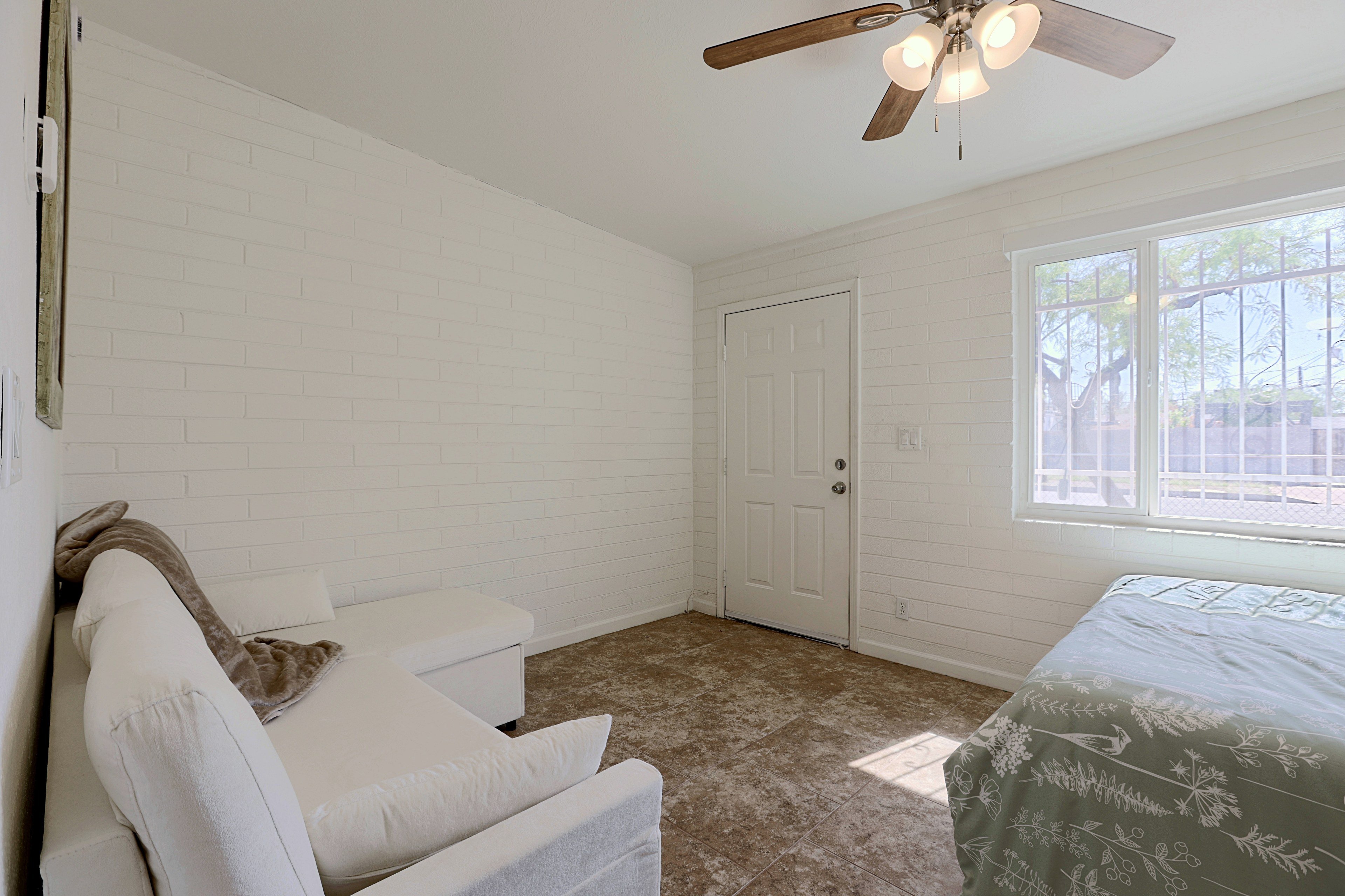 Living Room | Sleeper Sofa