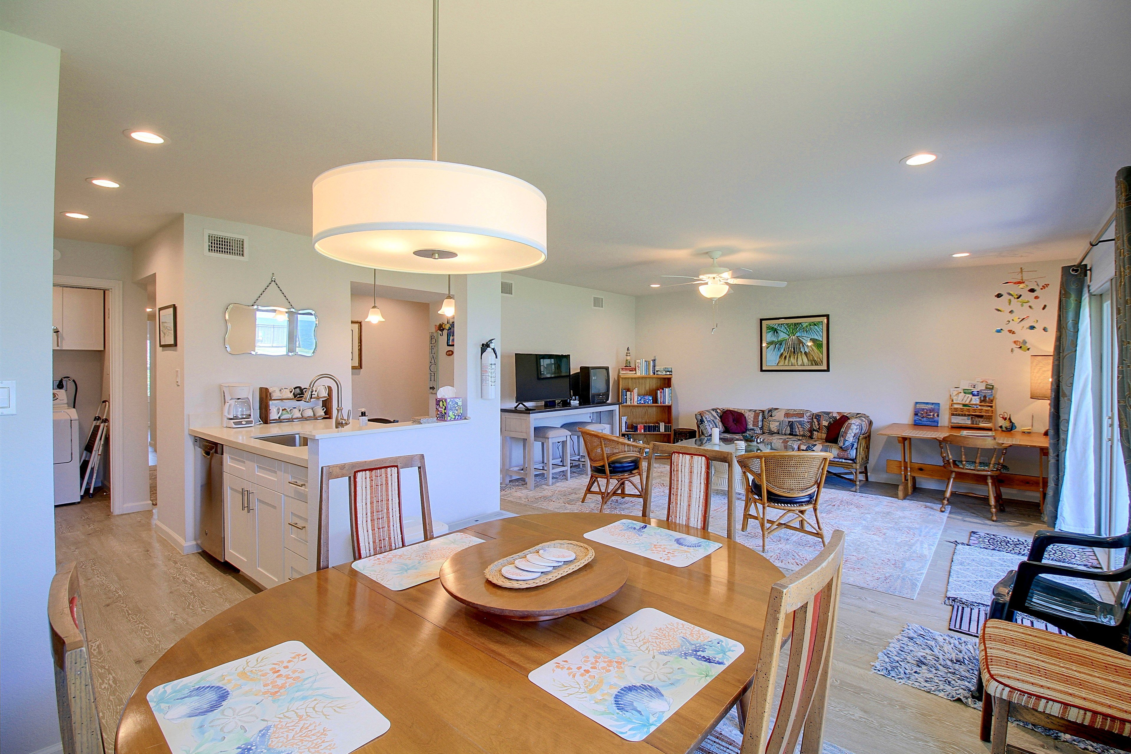 Rockport Vacation Rental | 2BR | 2BA | 1,102 Sq Ft
