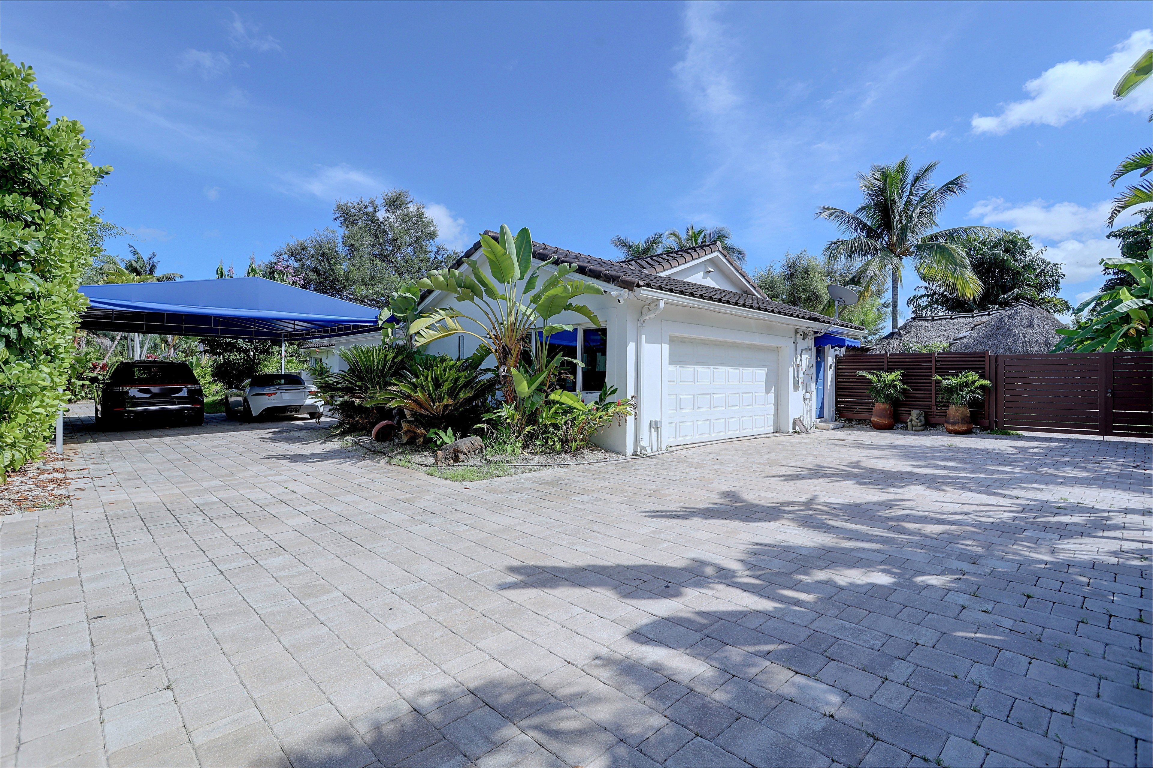 Exterior | Parking | Driveway (6 Vehicles) | No Garage Access