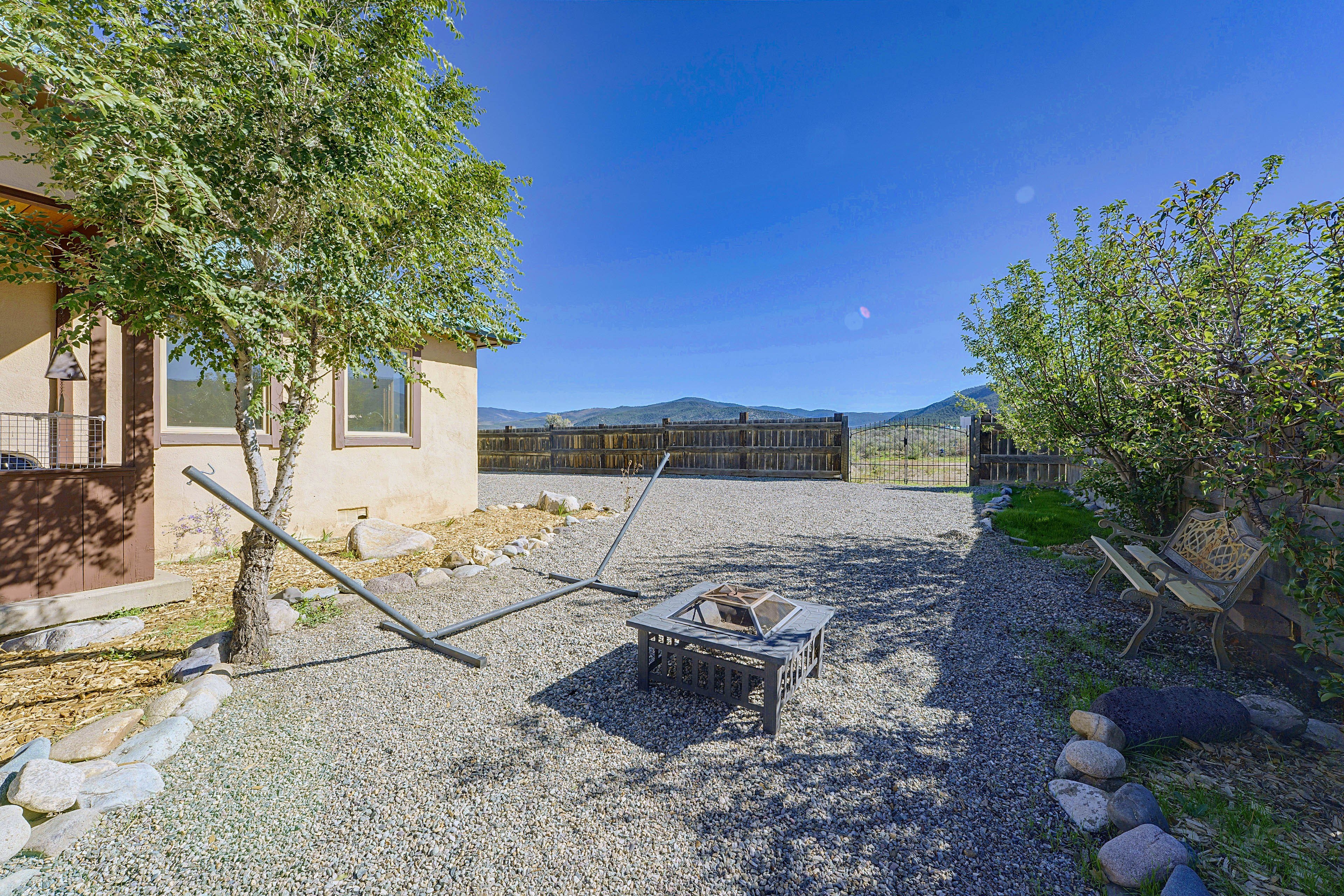 Taos Vacation Rental | 3BR | 2BA | 1,420 Sq Ft