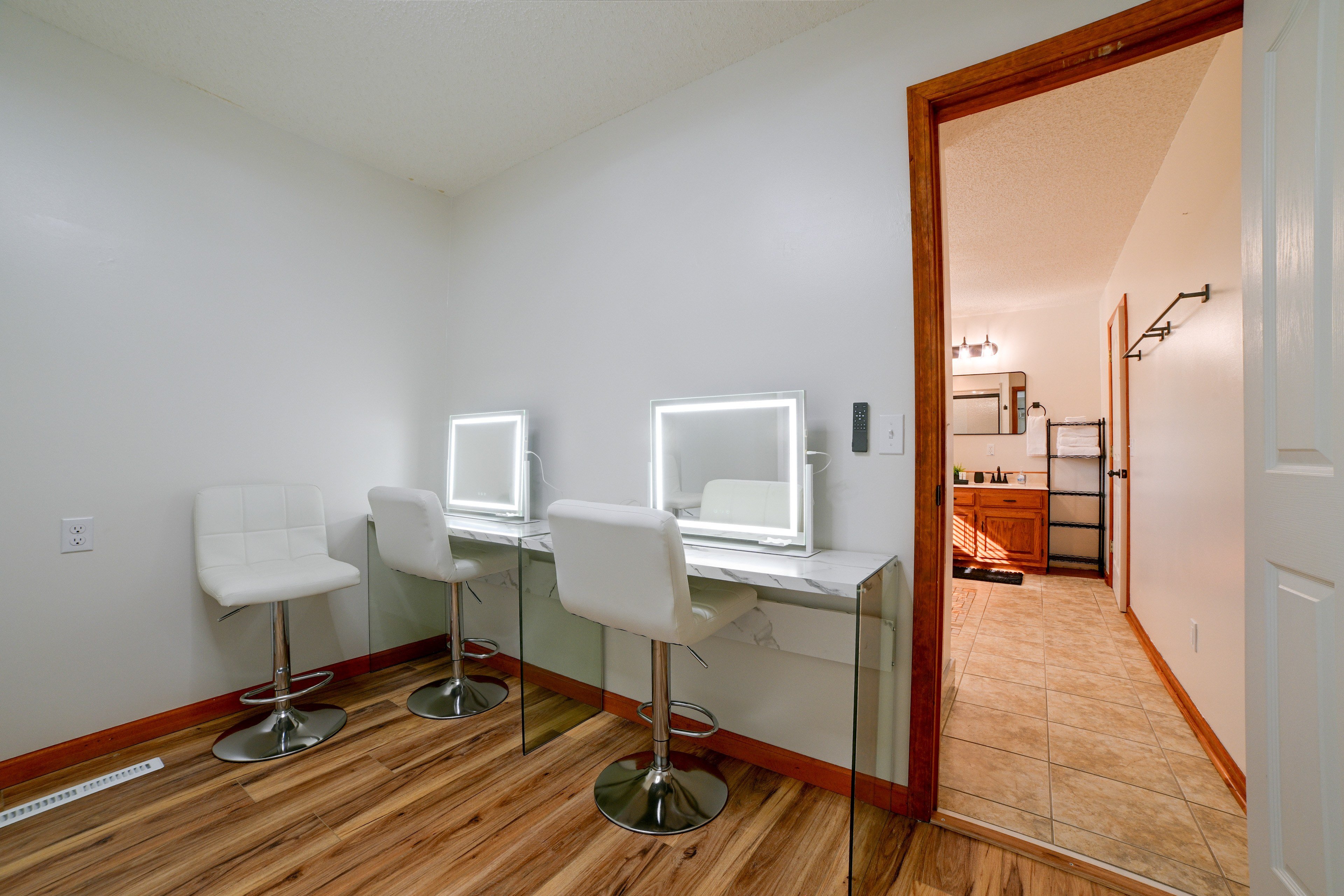 Attached Vanity Space