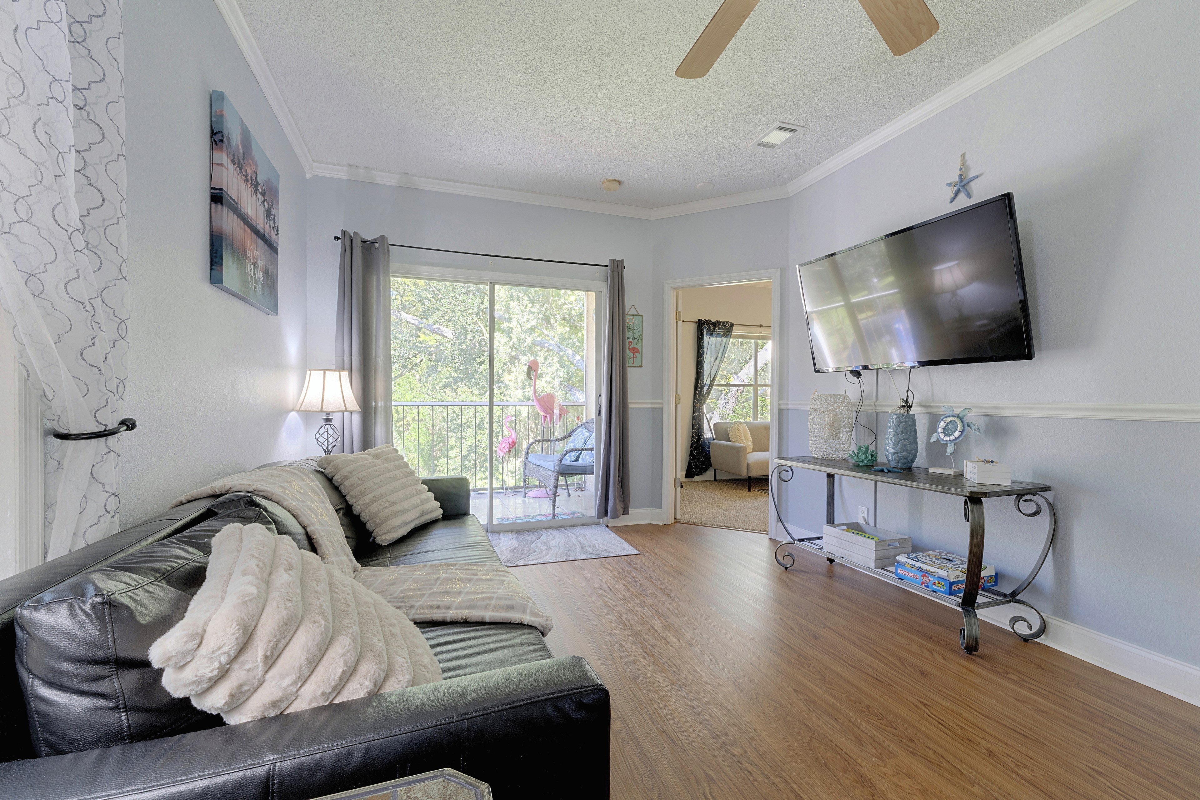 Living Room | Sleeper Sofa