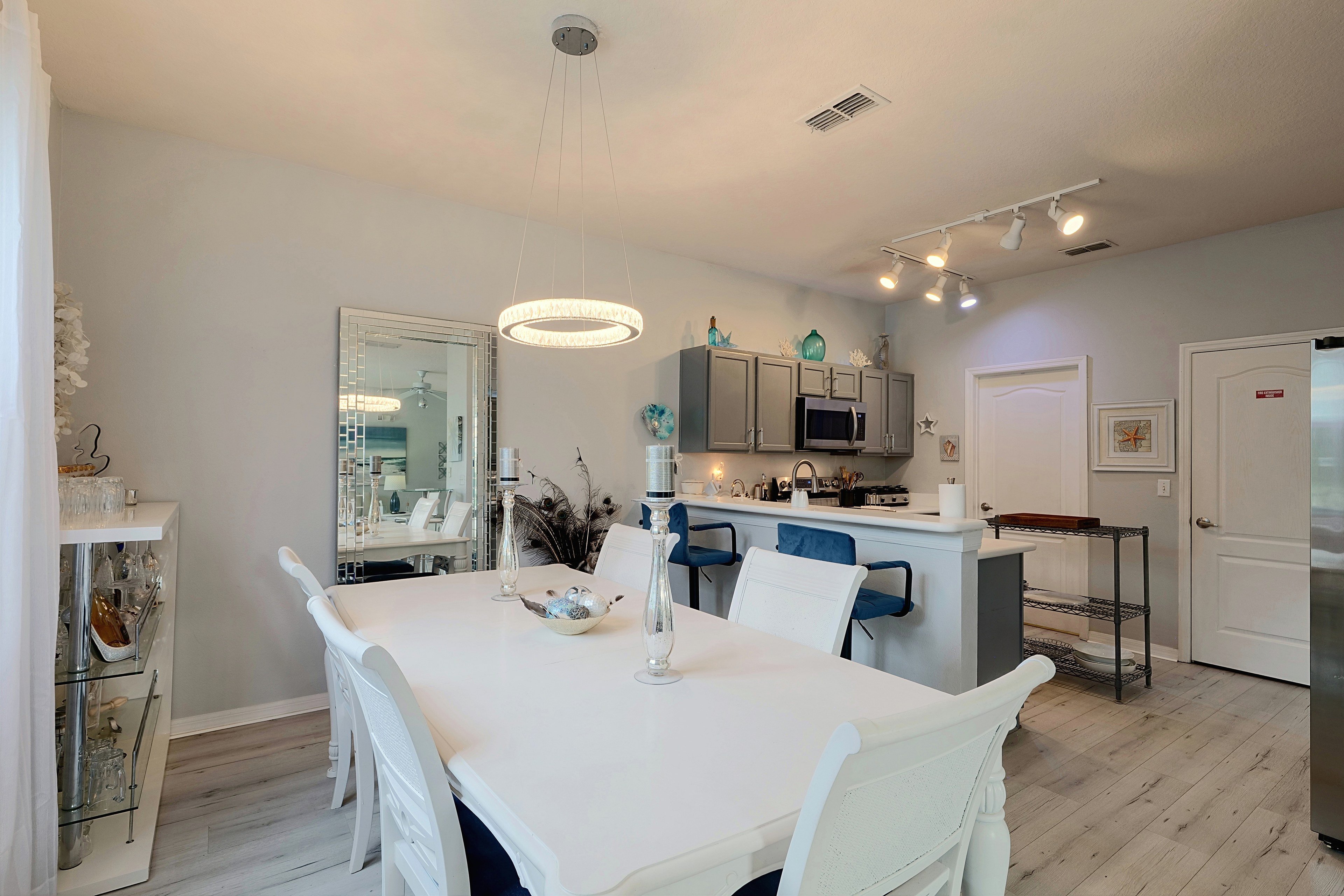 Dining Area | 1st Floor